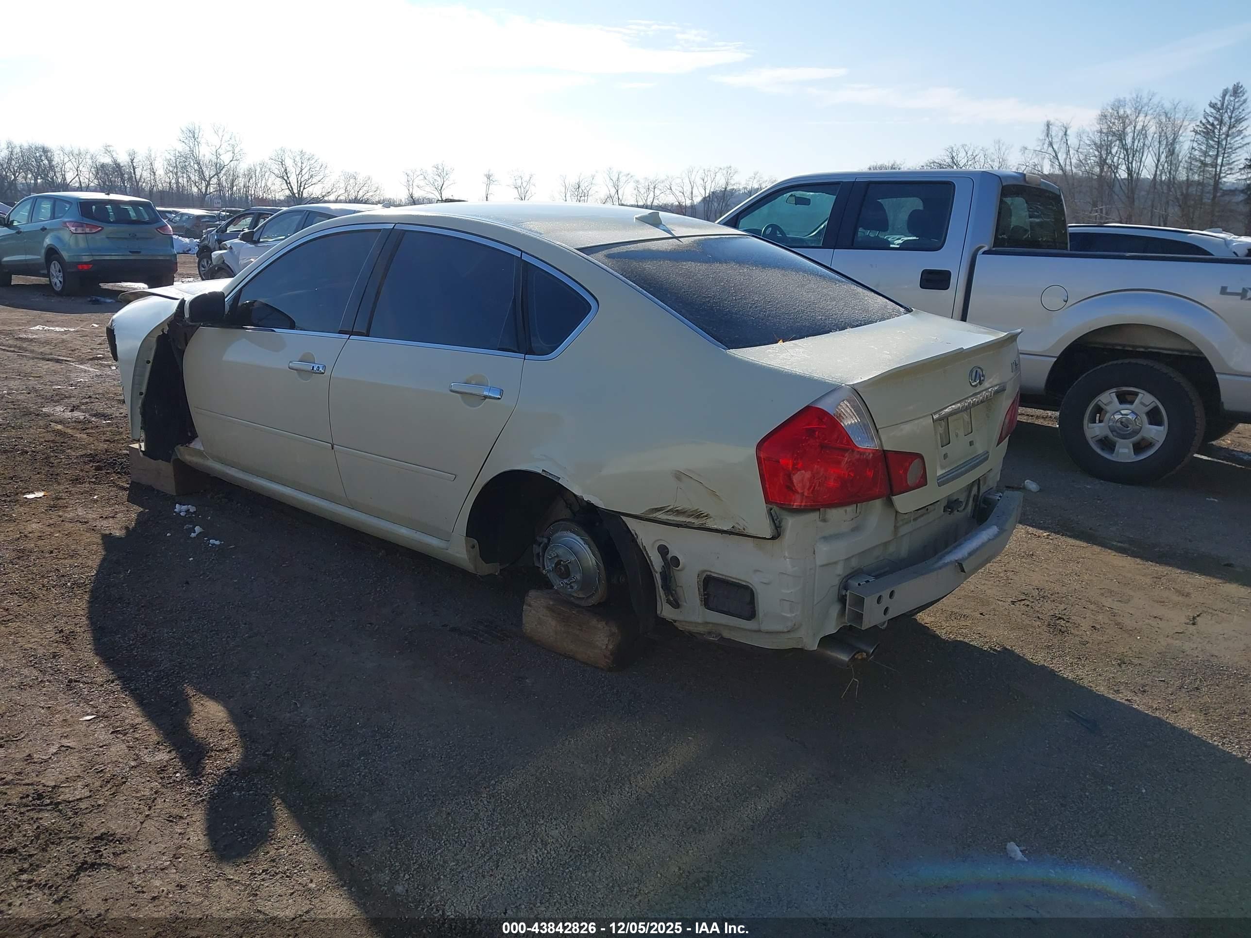 INFINITI M35 image 3
