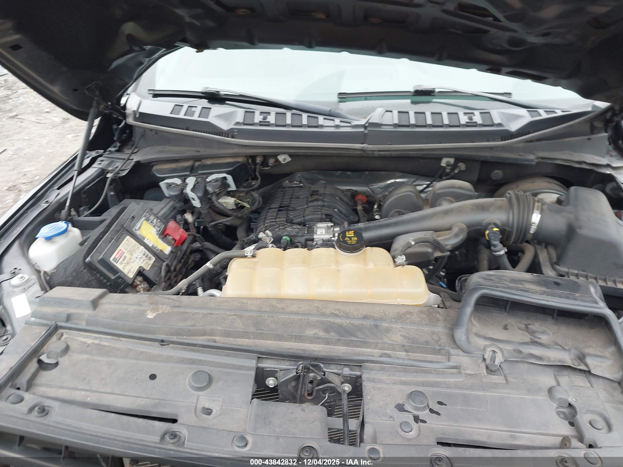 FORD F-150 image 10