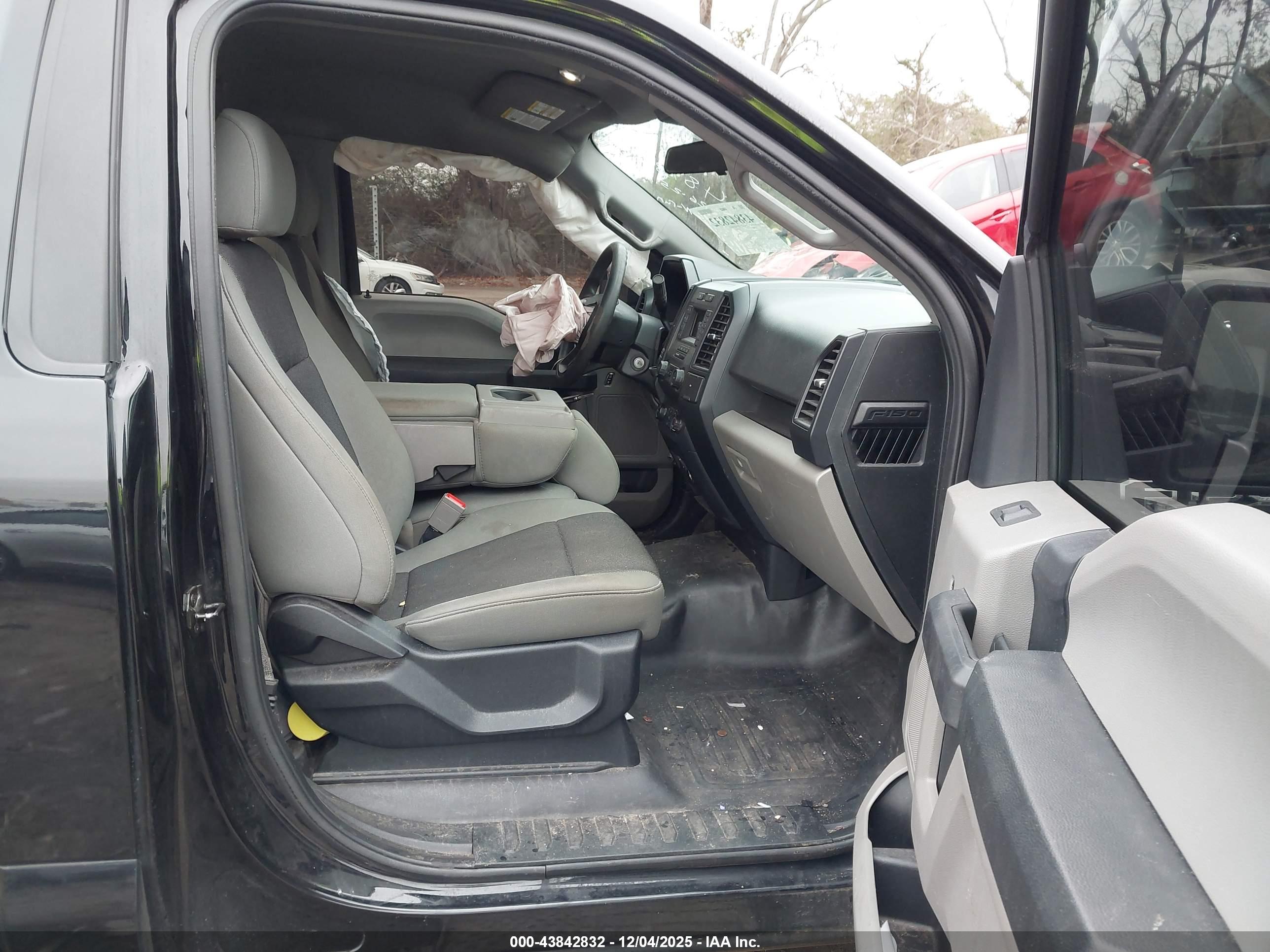 FORD F-150 image 5