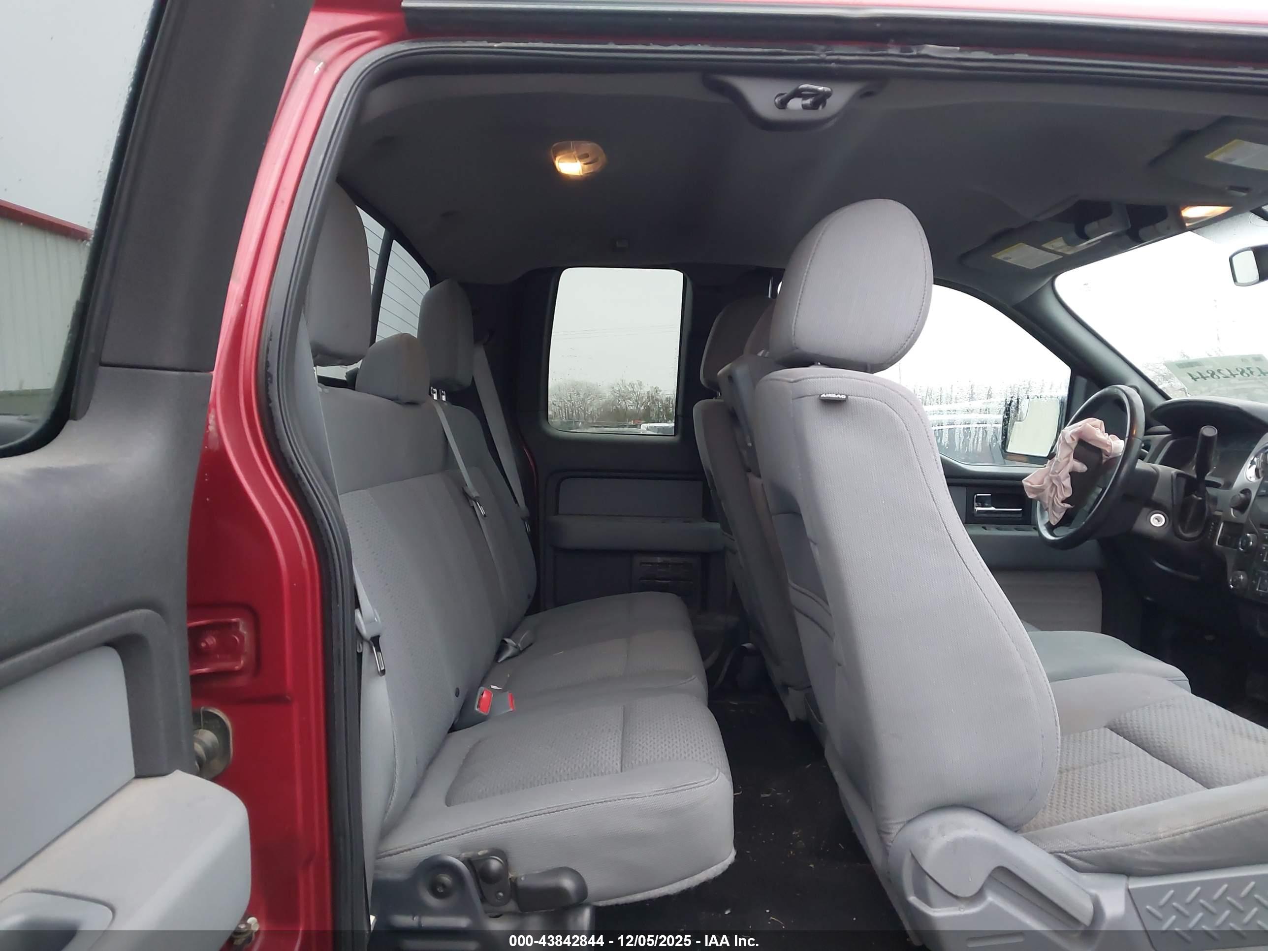 FORD F-150 image 8