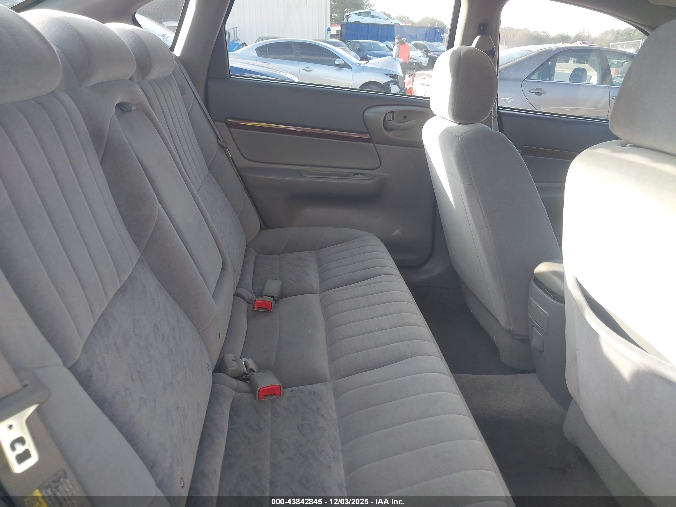 CHEVROLET IMPALA image 8