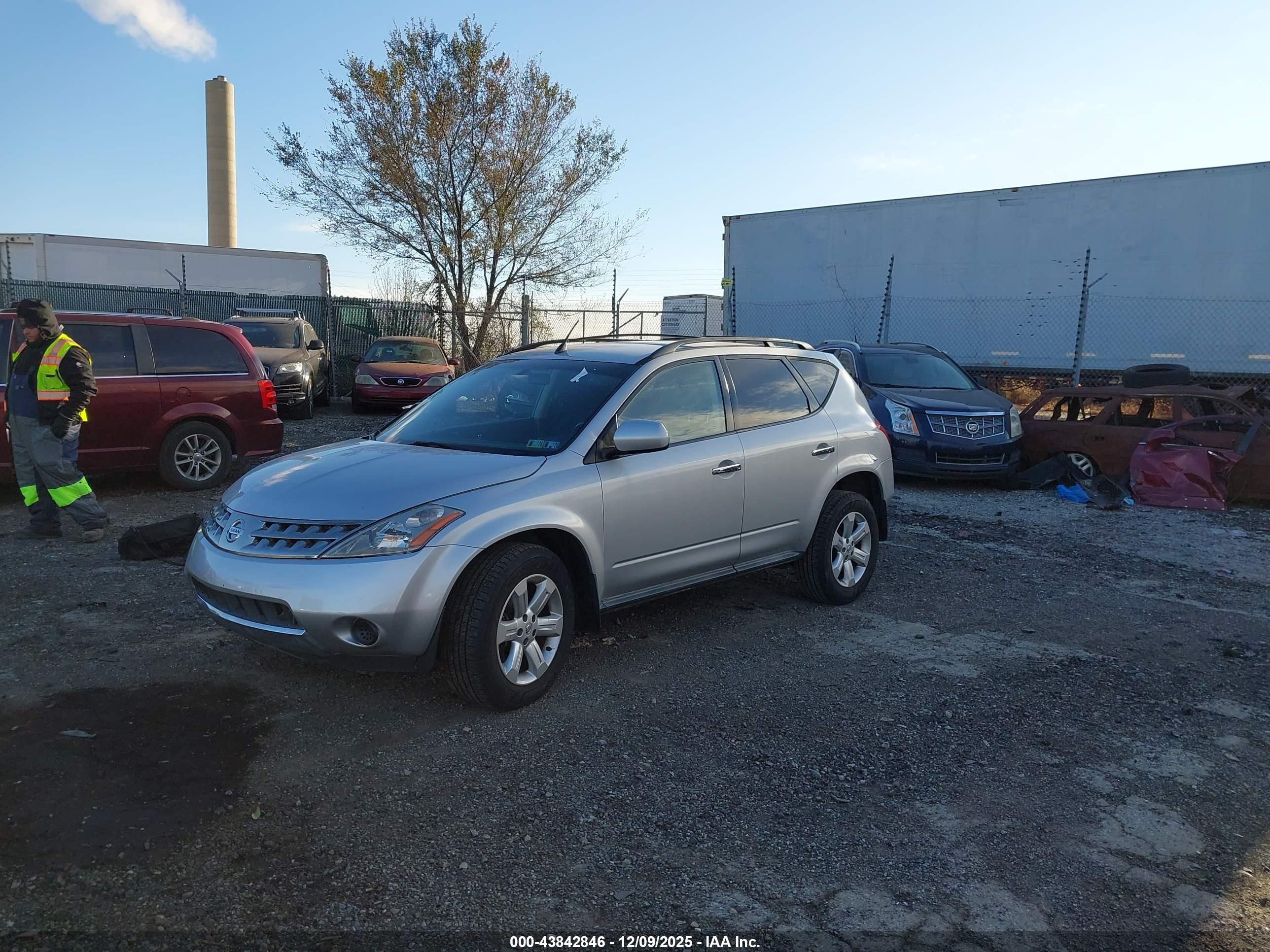 NISSAN MURANO image 2