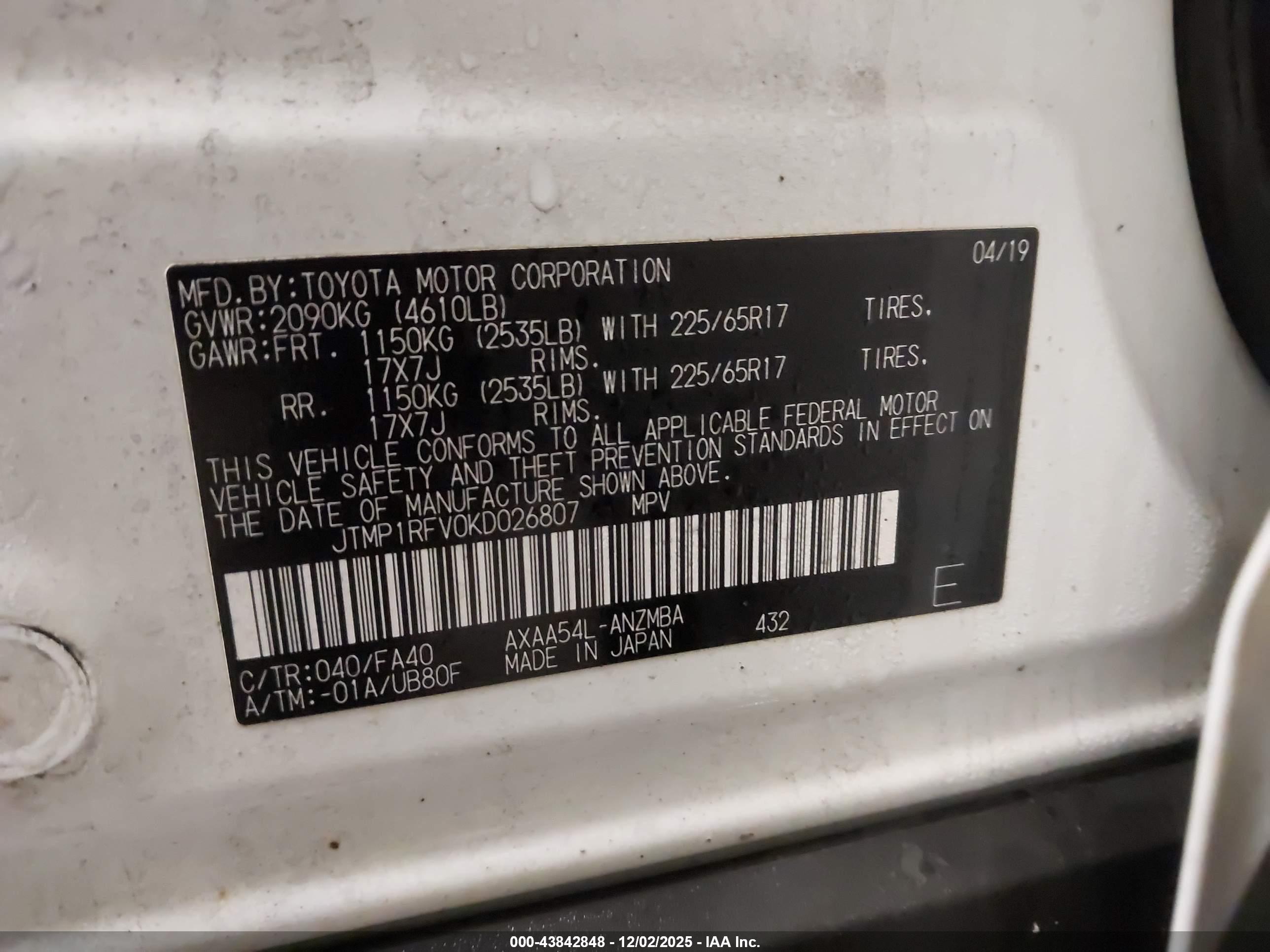 TOYOTA RAV4 image 9