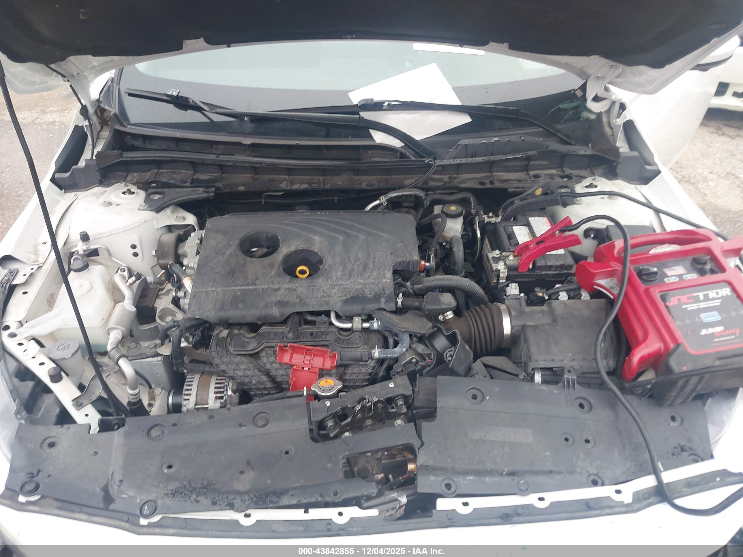 NISSAN ALTIMA image 10
