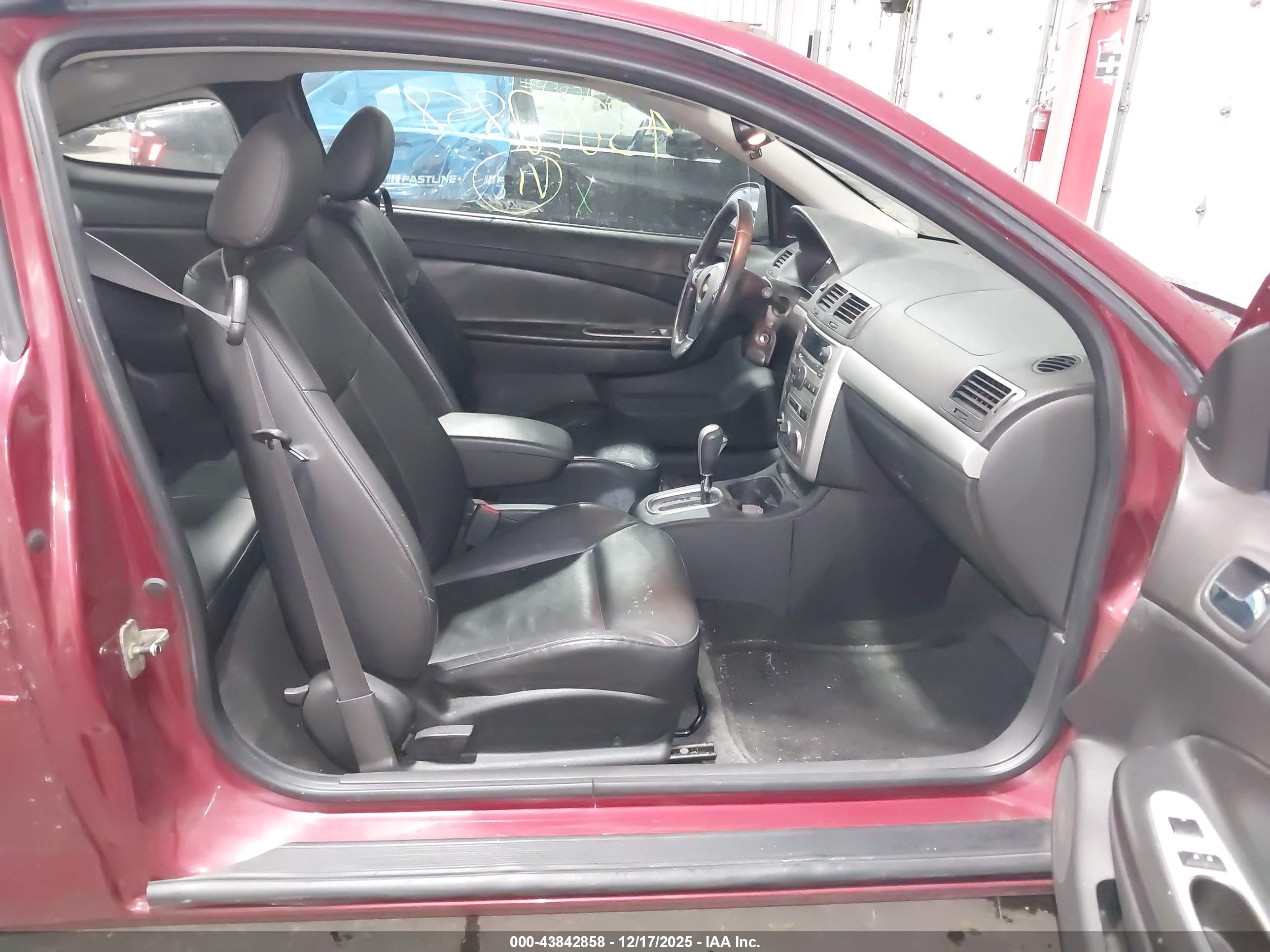 CHEVROLET COBALT image 5