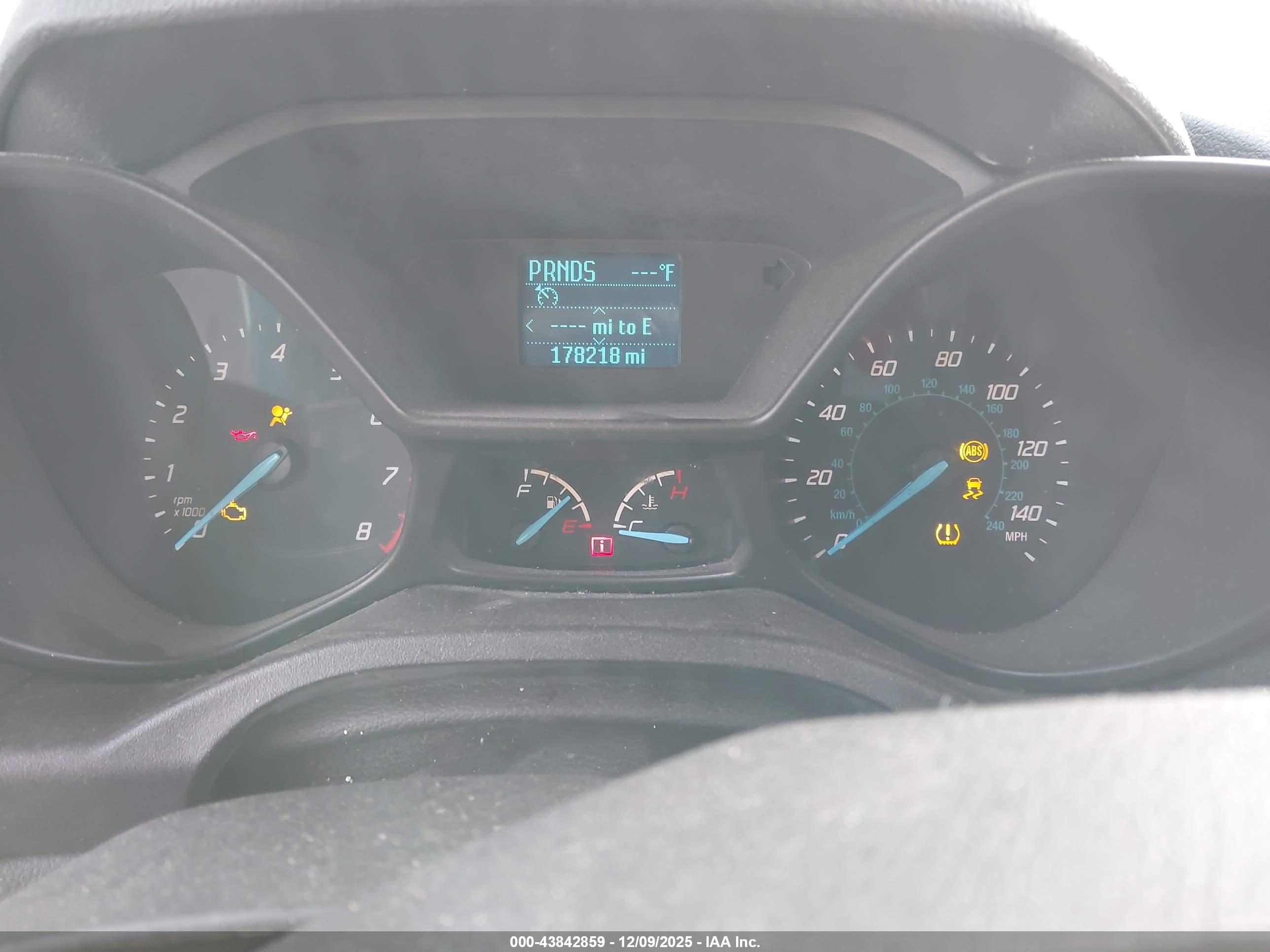 FORD TRANSIT image 7