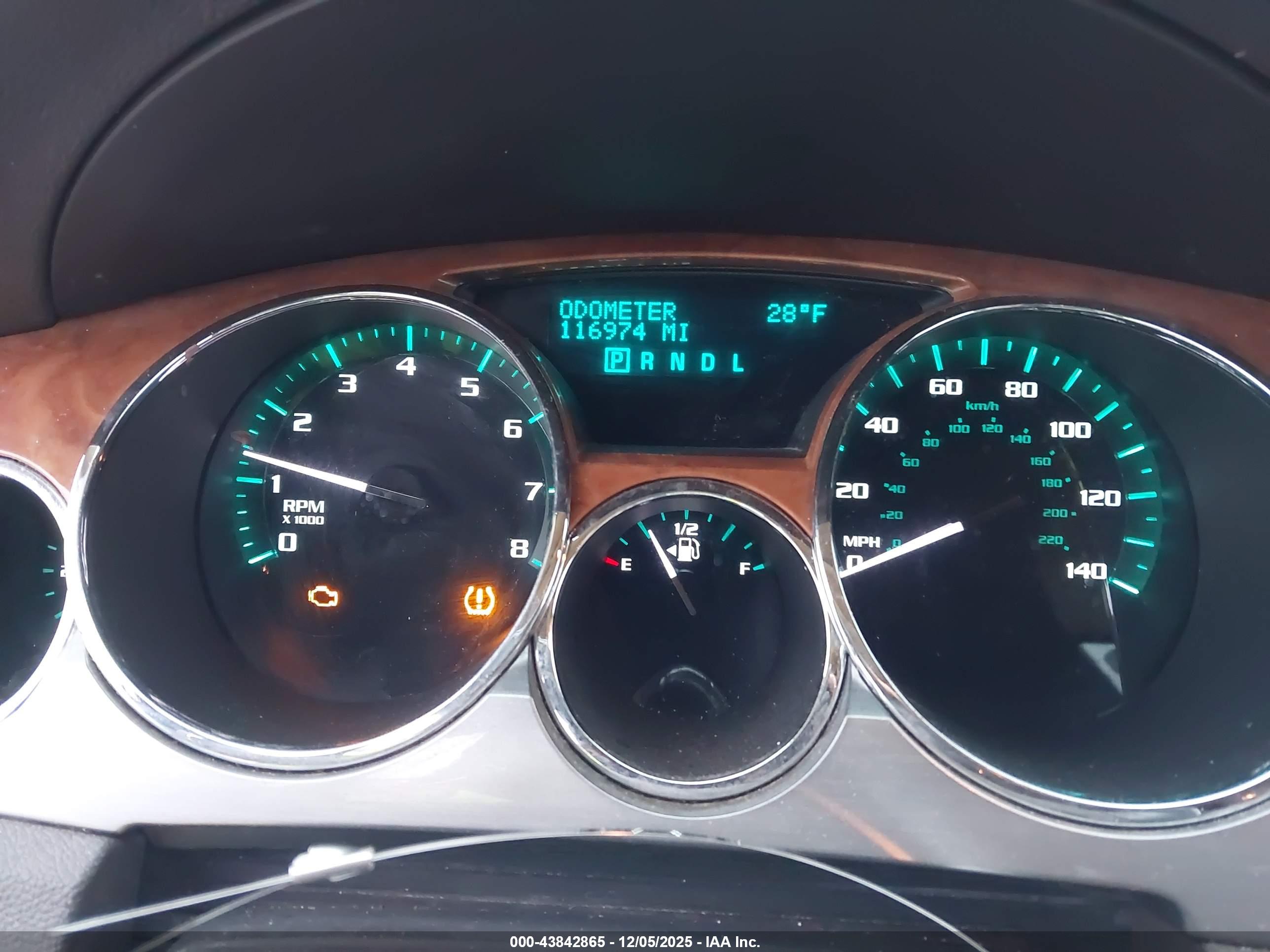 BUICK ENCLAVE image 7