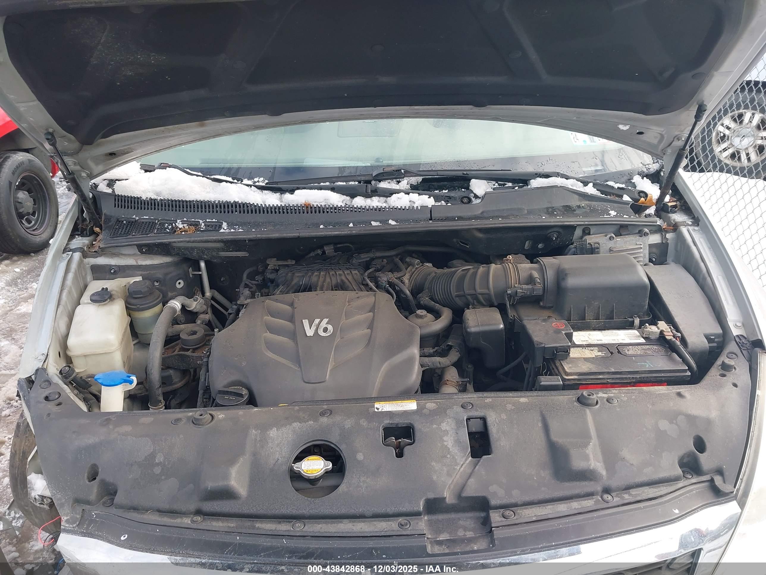 KIA SEDONA image 10