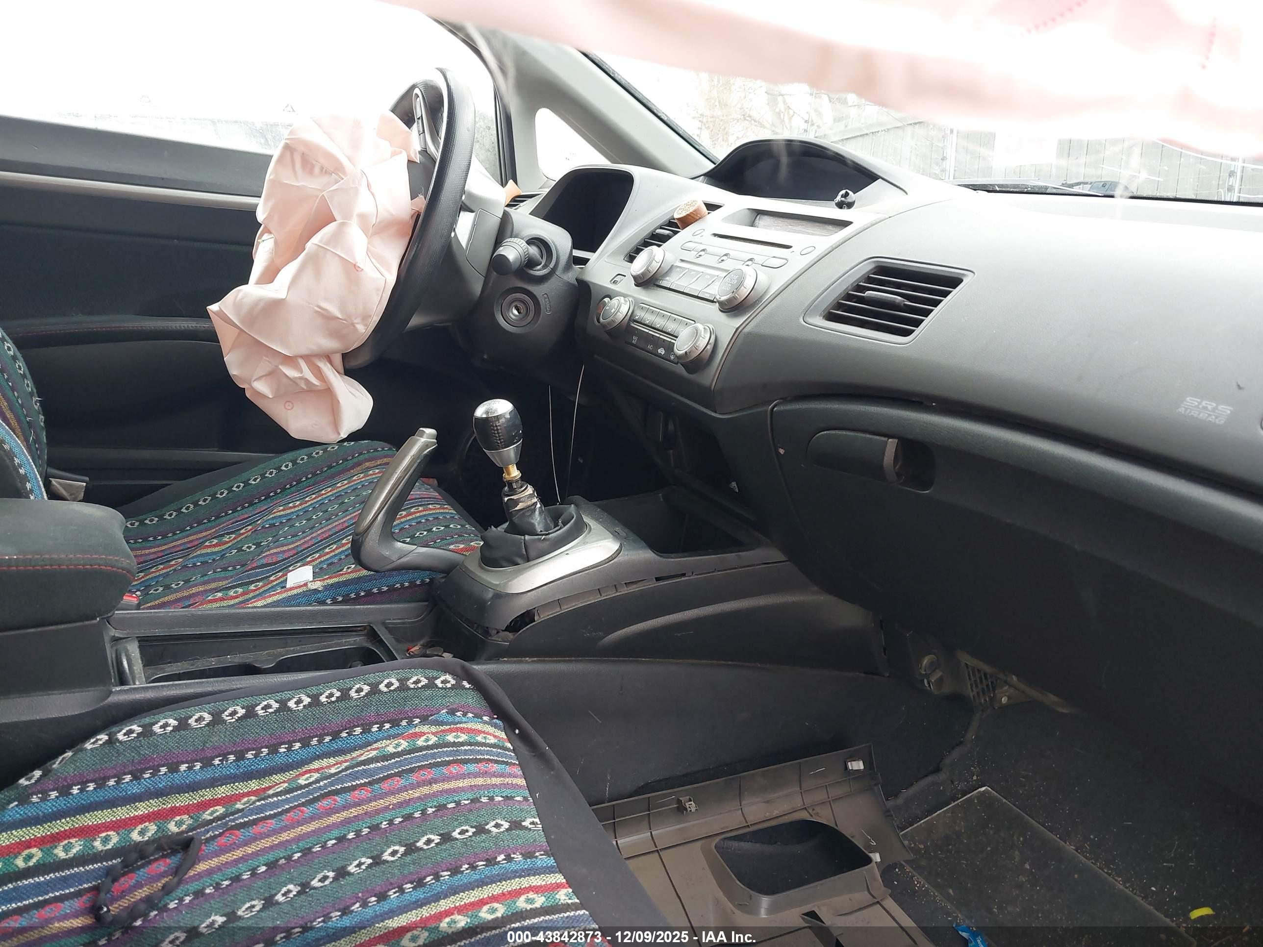 HONDA CIVIC image 5
