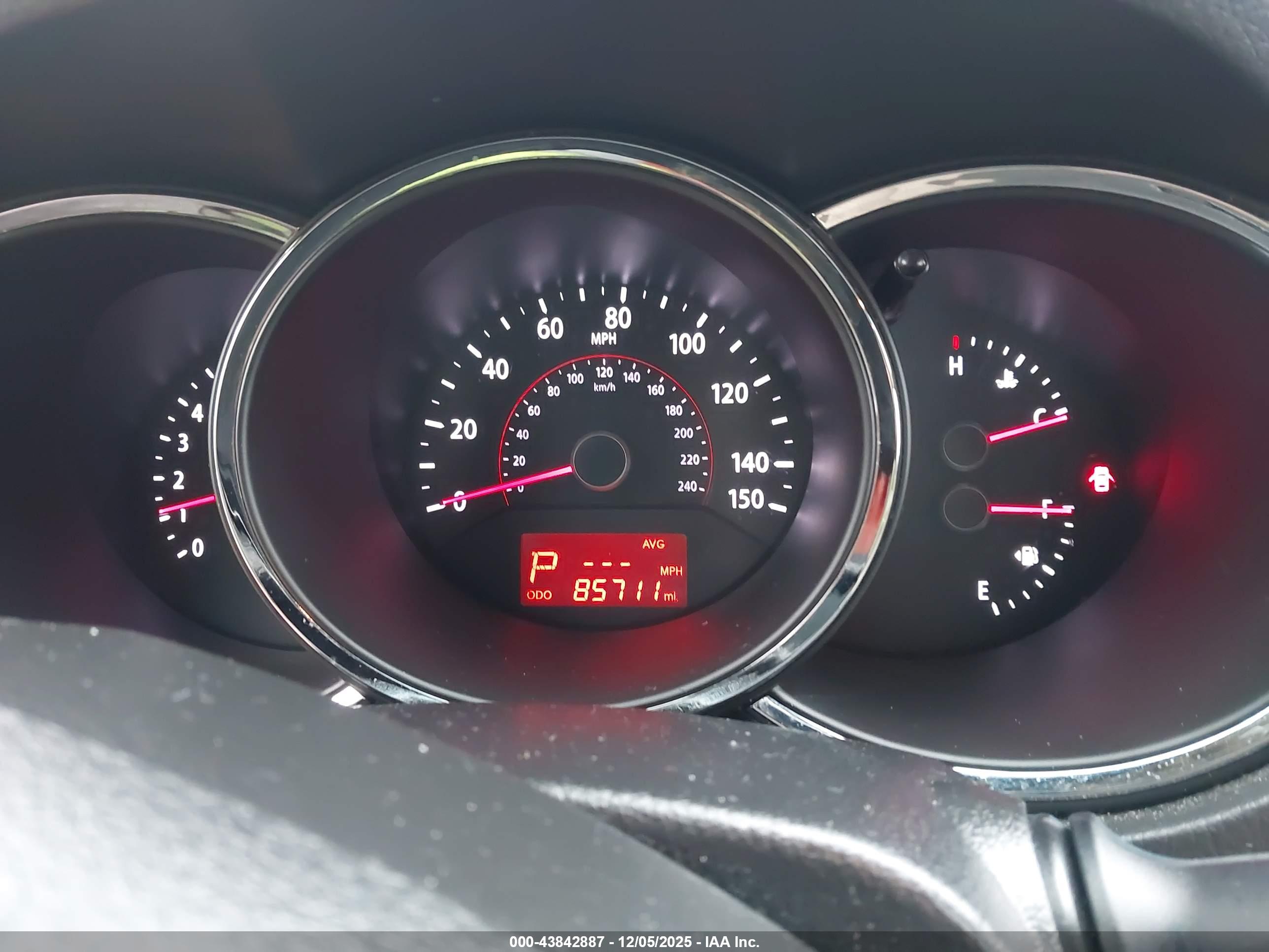 KIA SORENTO image 7