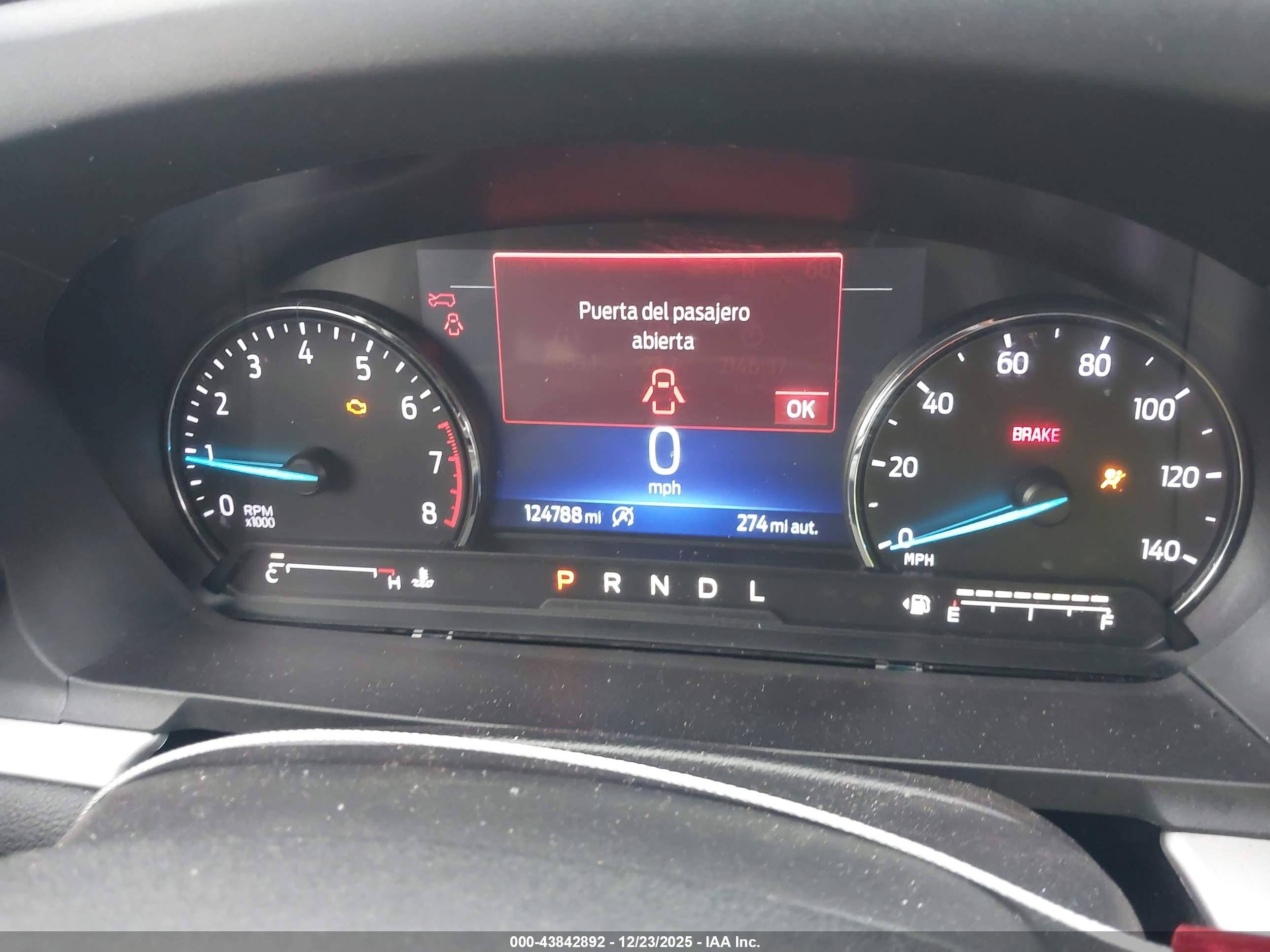 FORD EXPLORER image 7