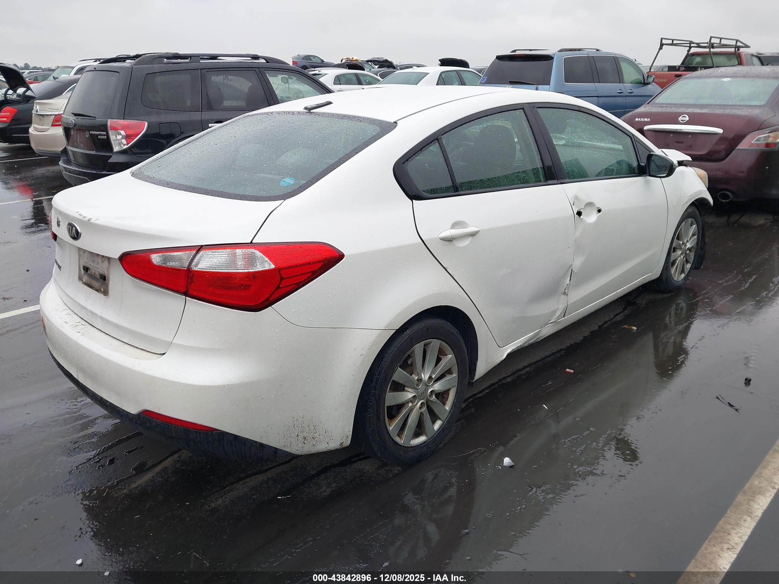 KIA FORTE image 4