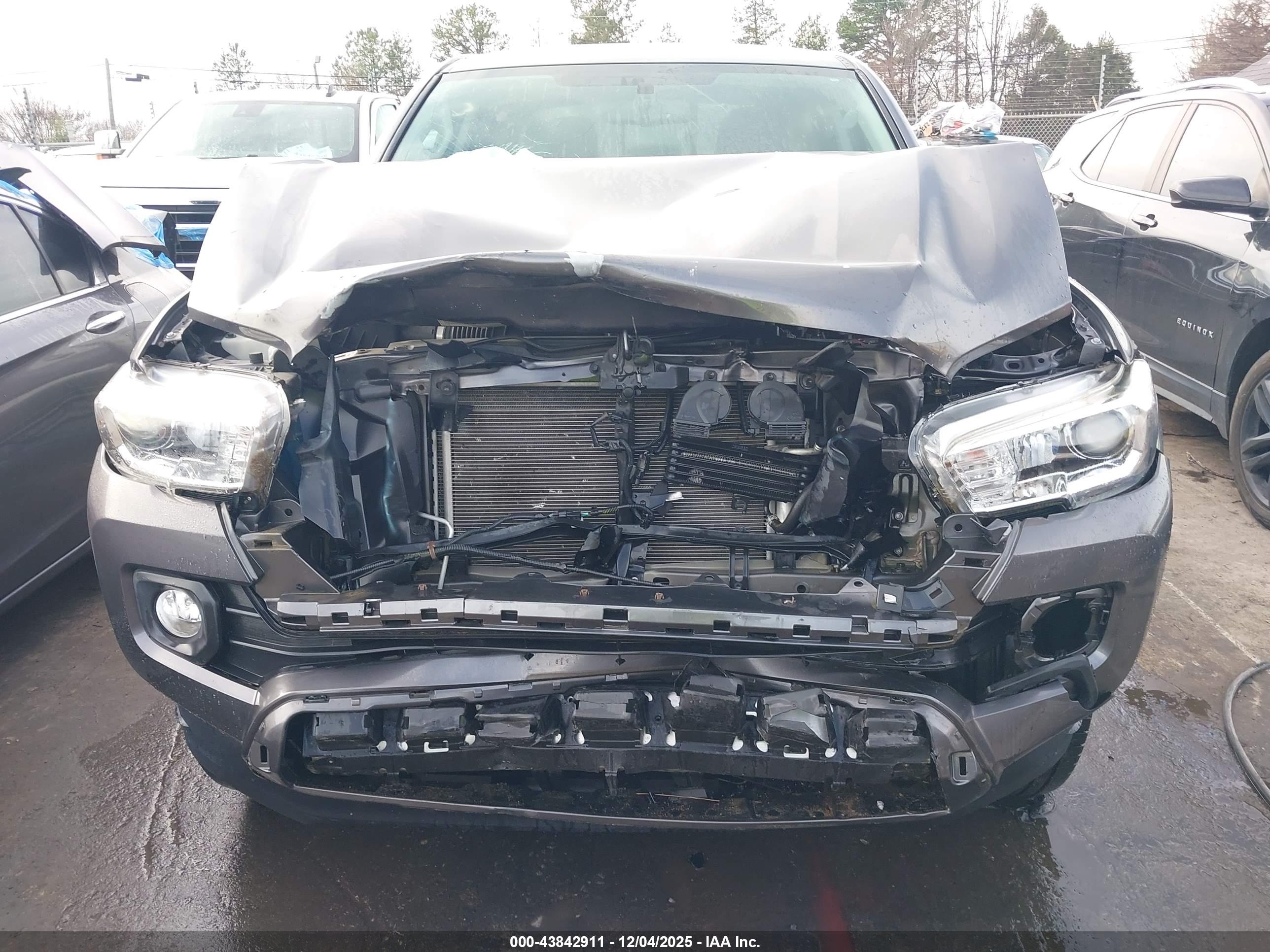 TOYOTA TACOMA image 6