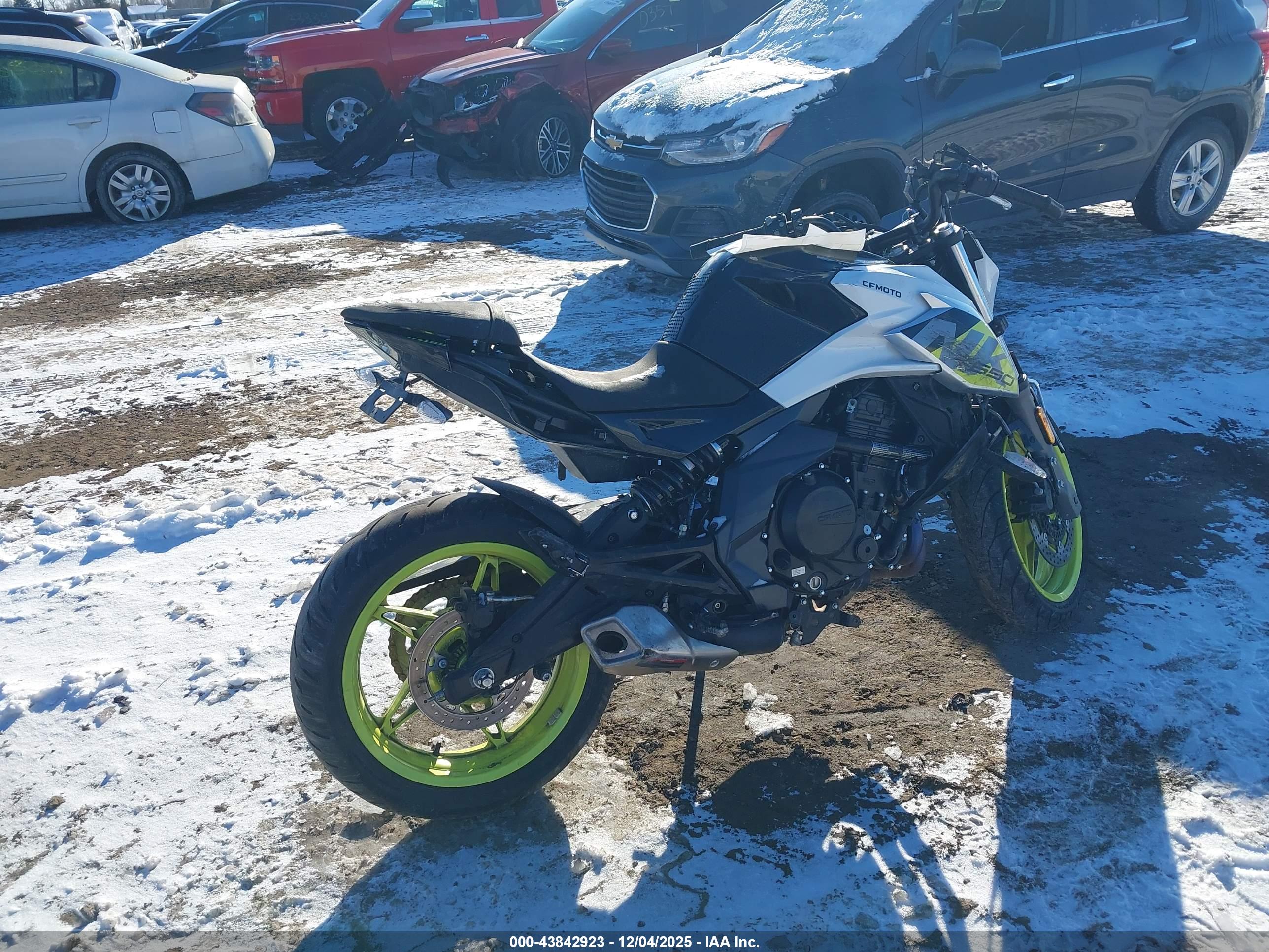 CF MOTO image 4
