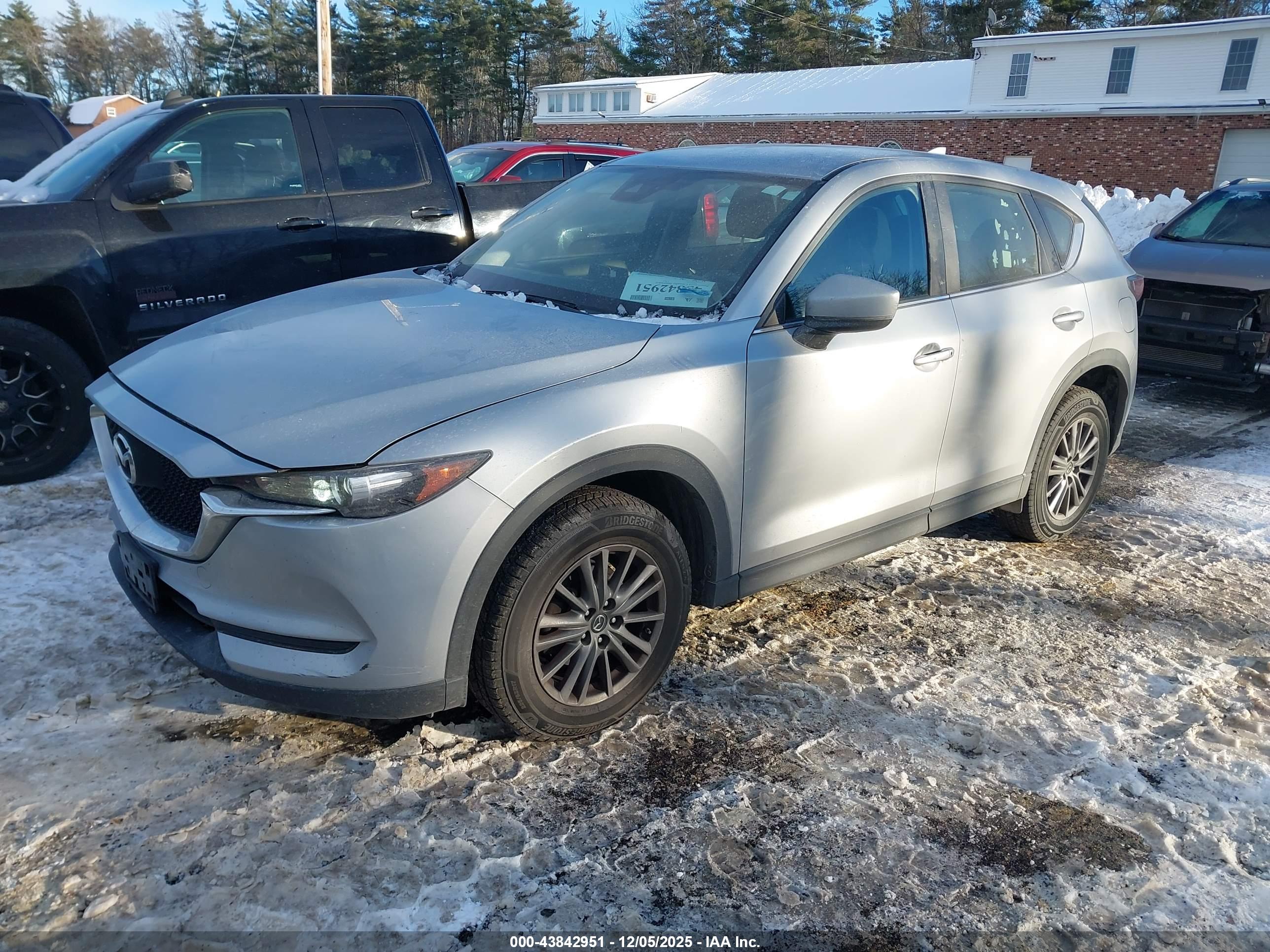 MAZDA CX-5 image 2