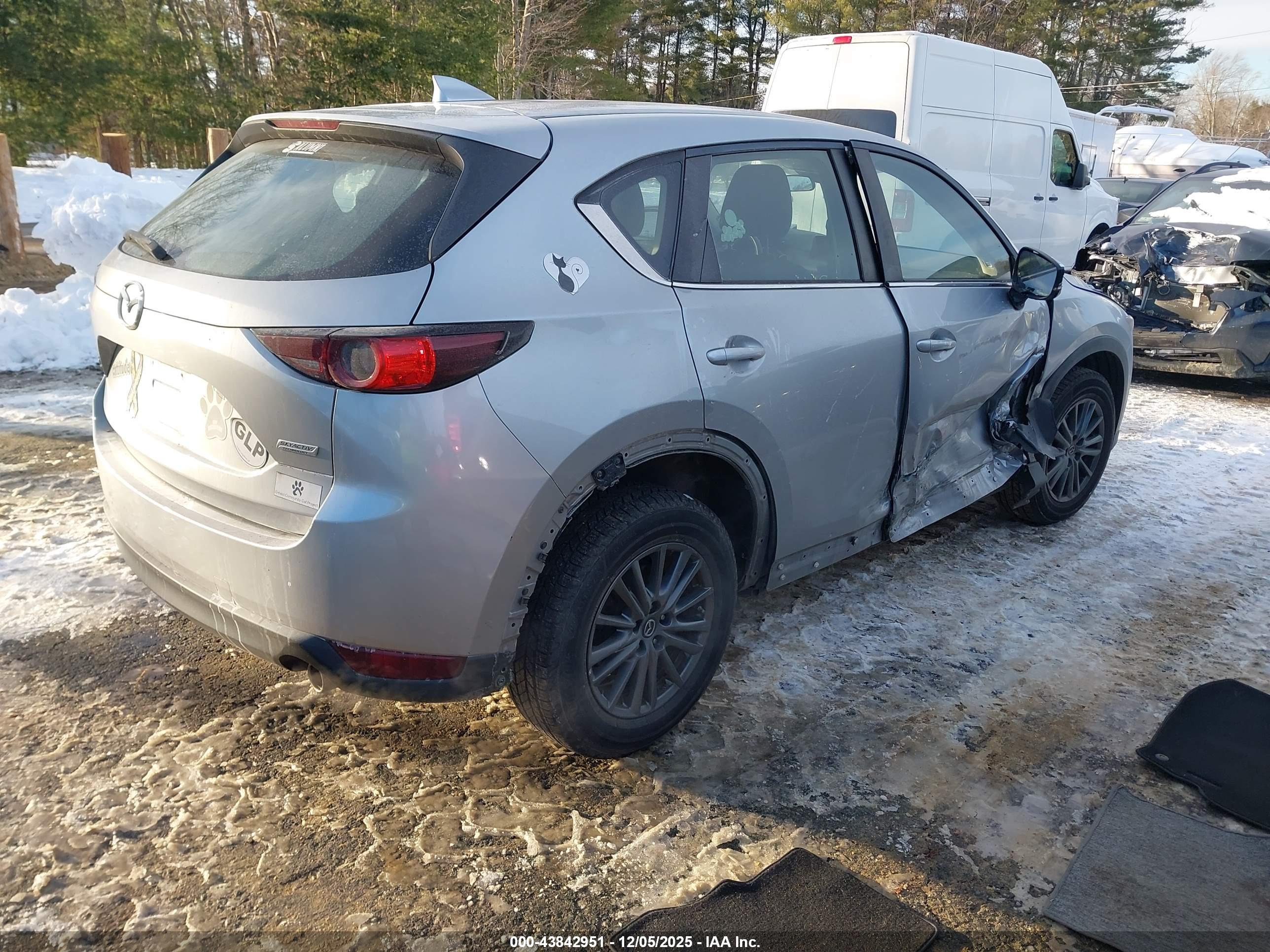 MAZDA CX-5 image 4