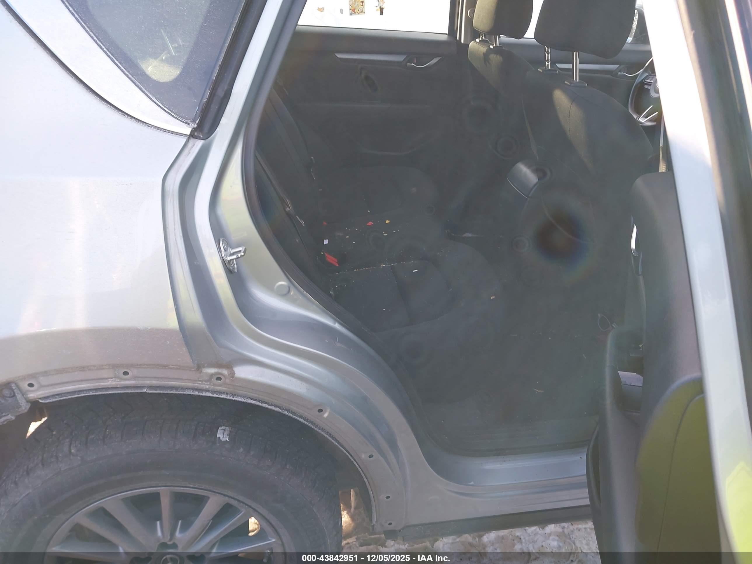 MAZDA CX-5 image 8