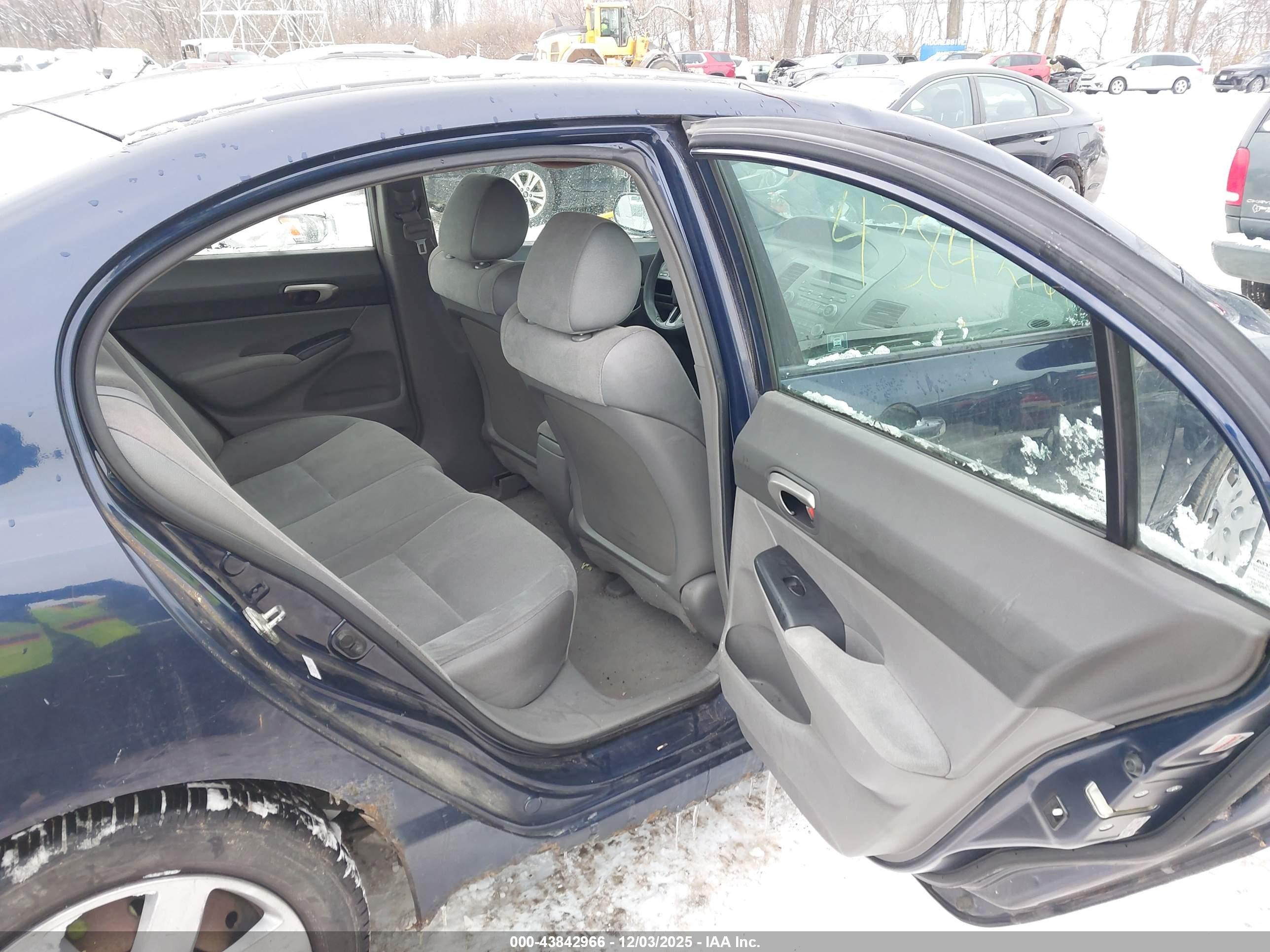 HONDA CIVIC image 8