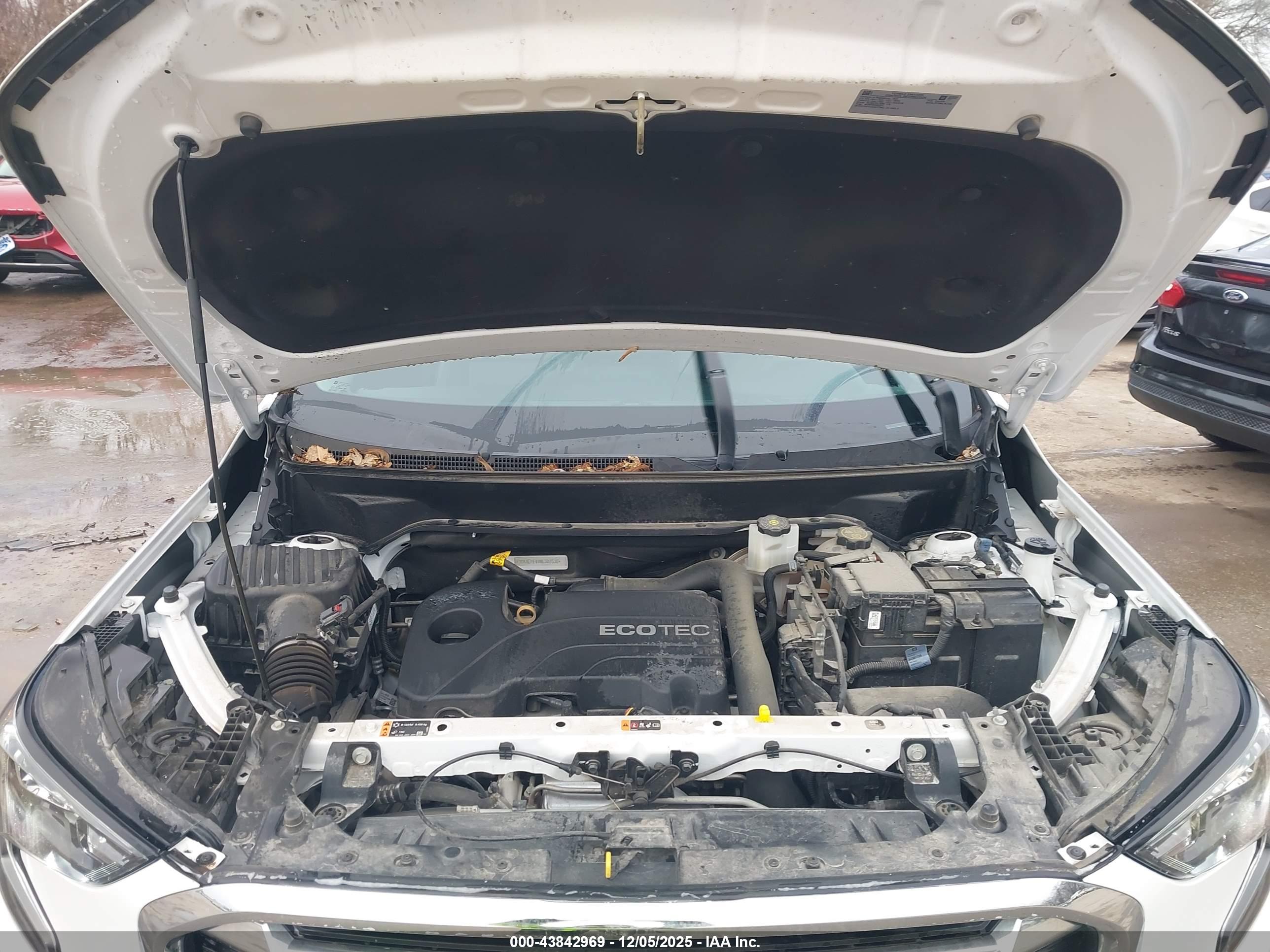 GMC TERRAIN image 10