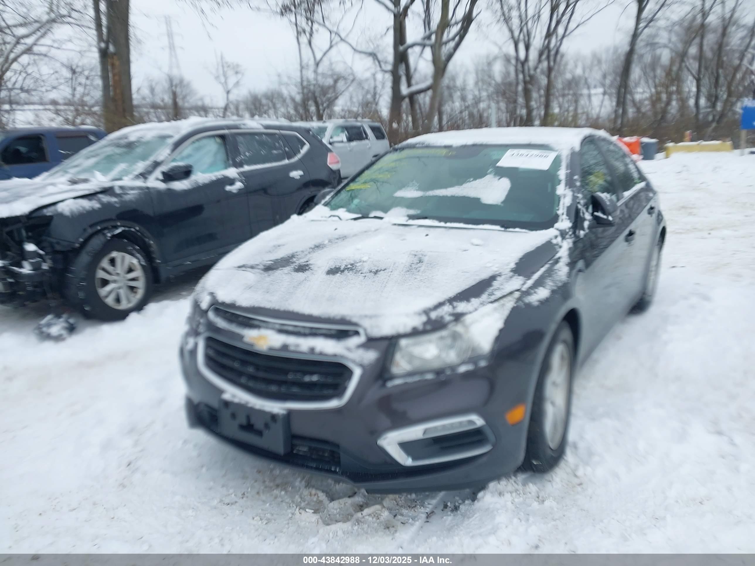 CHEVROLET CRUZE image 2