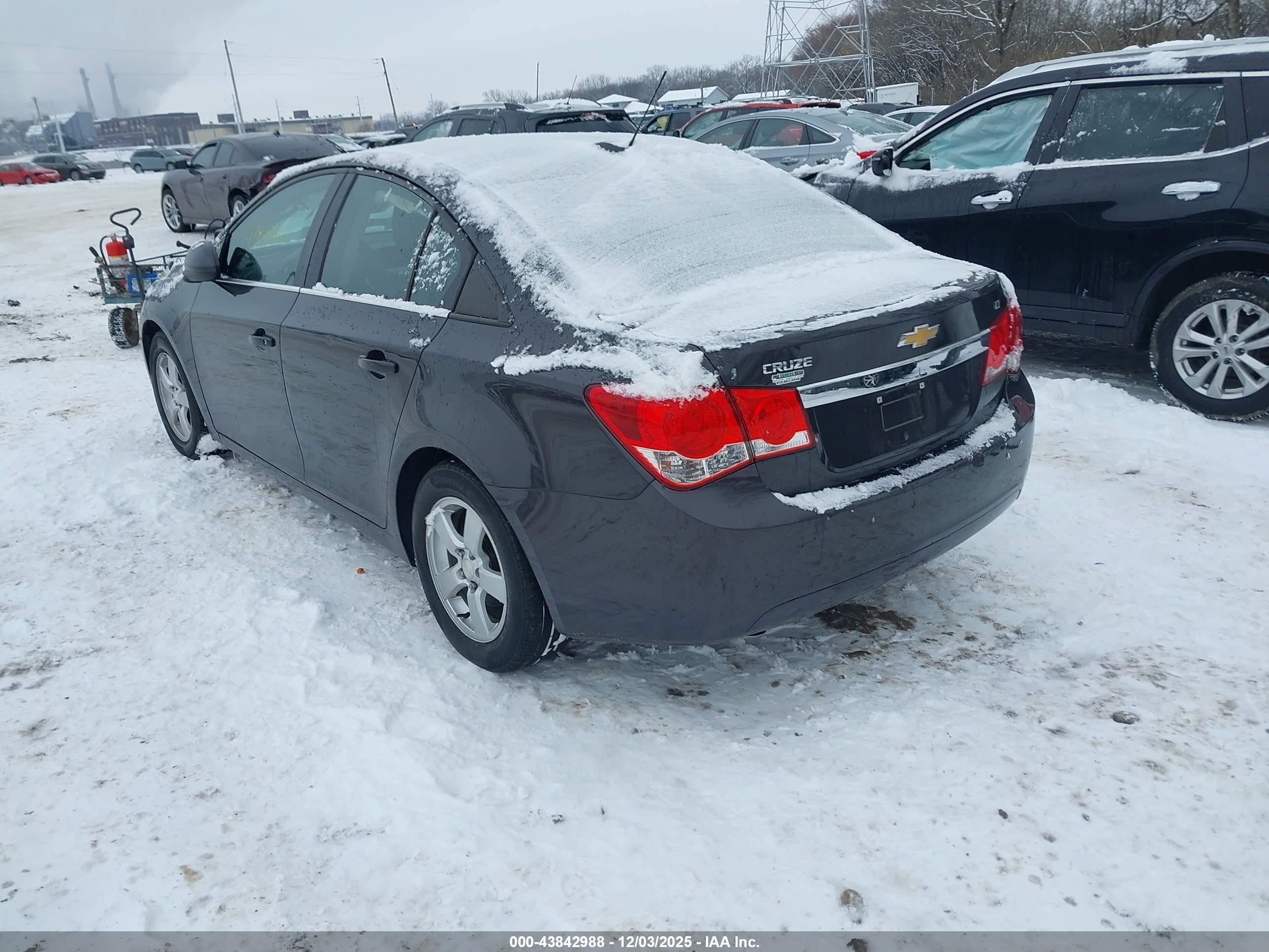 CHEVROLET CRUZE image 3