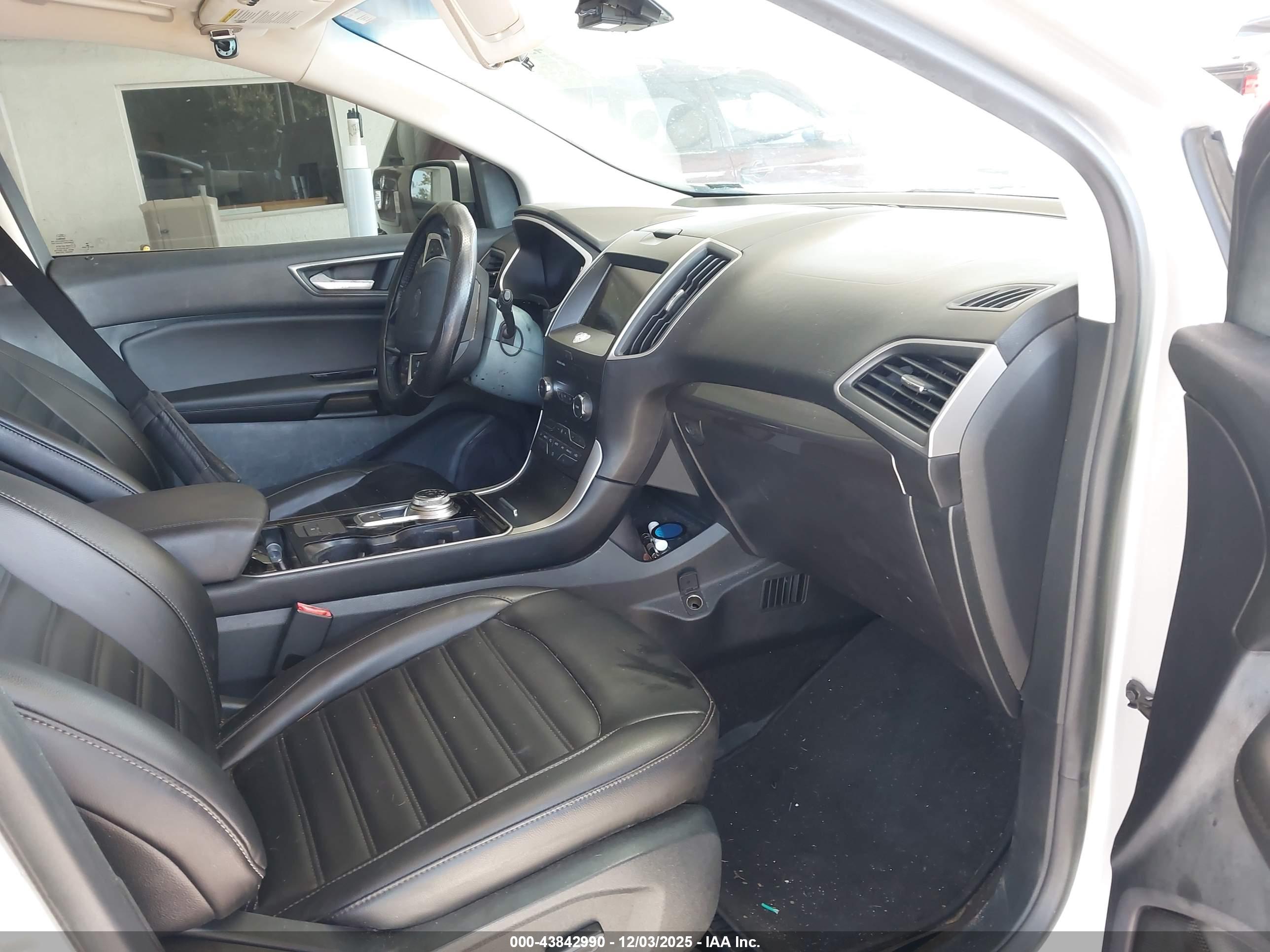 FORD EDGE image 5