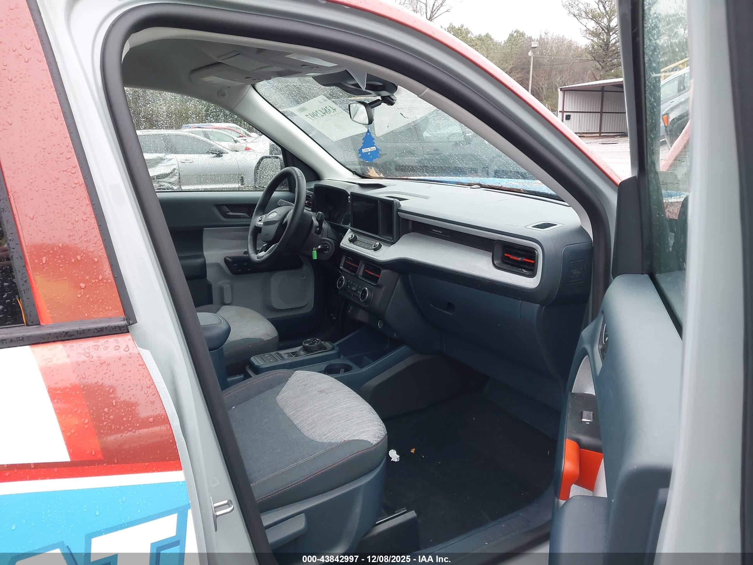 FORD MAVERICK image 5