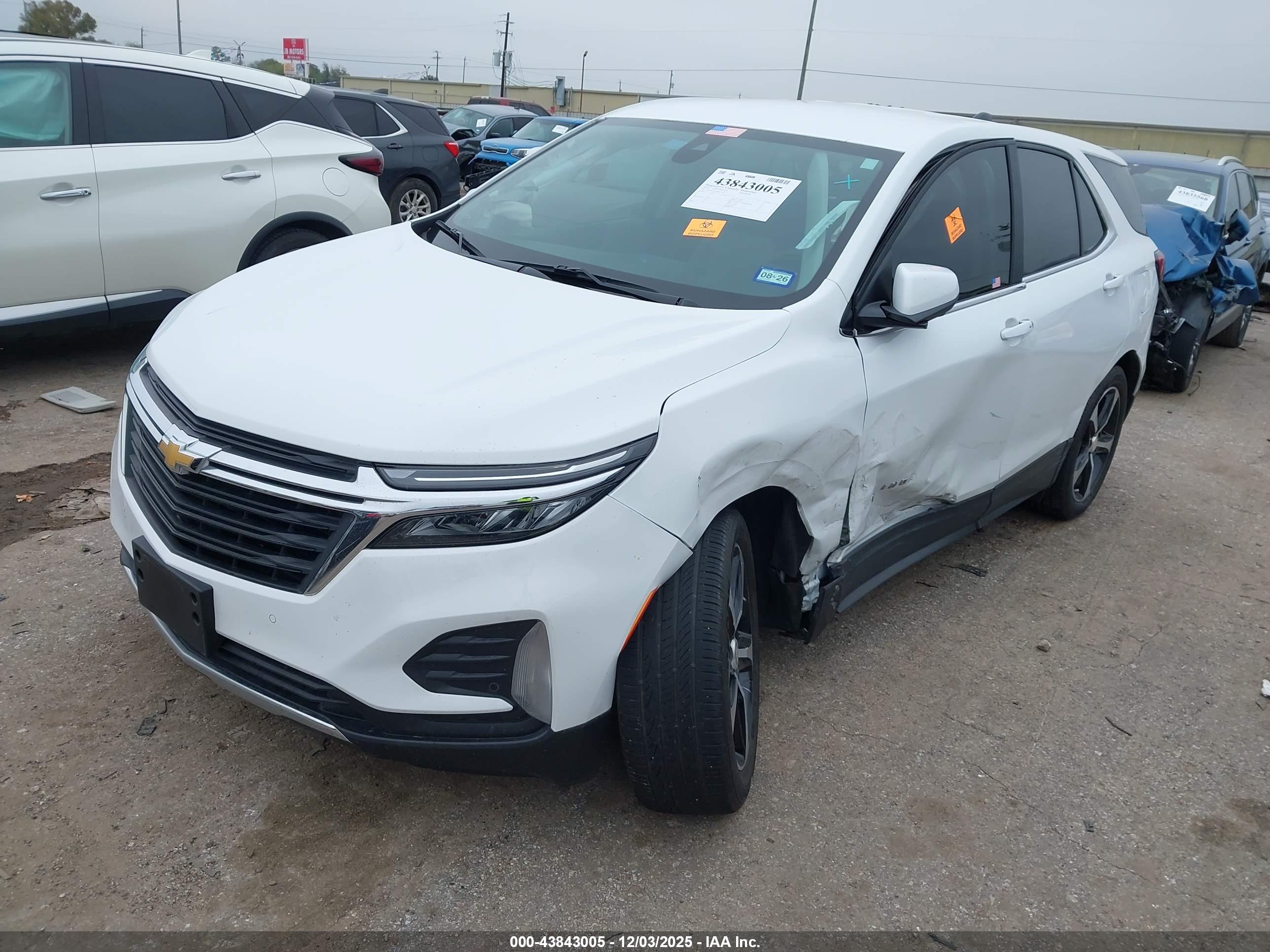 CHEVROLET EQUINOX image 2