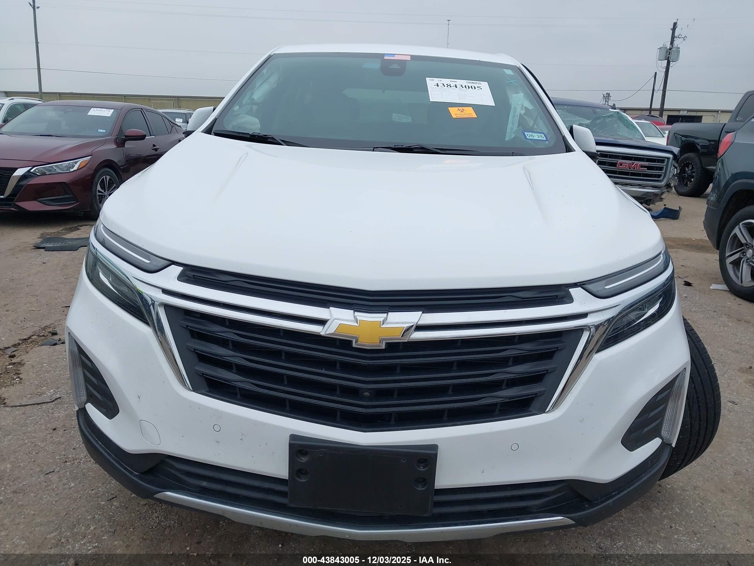 CHEVROLET EQUINOX image 6