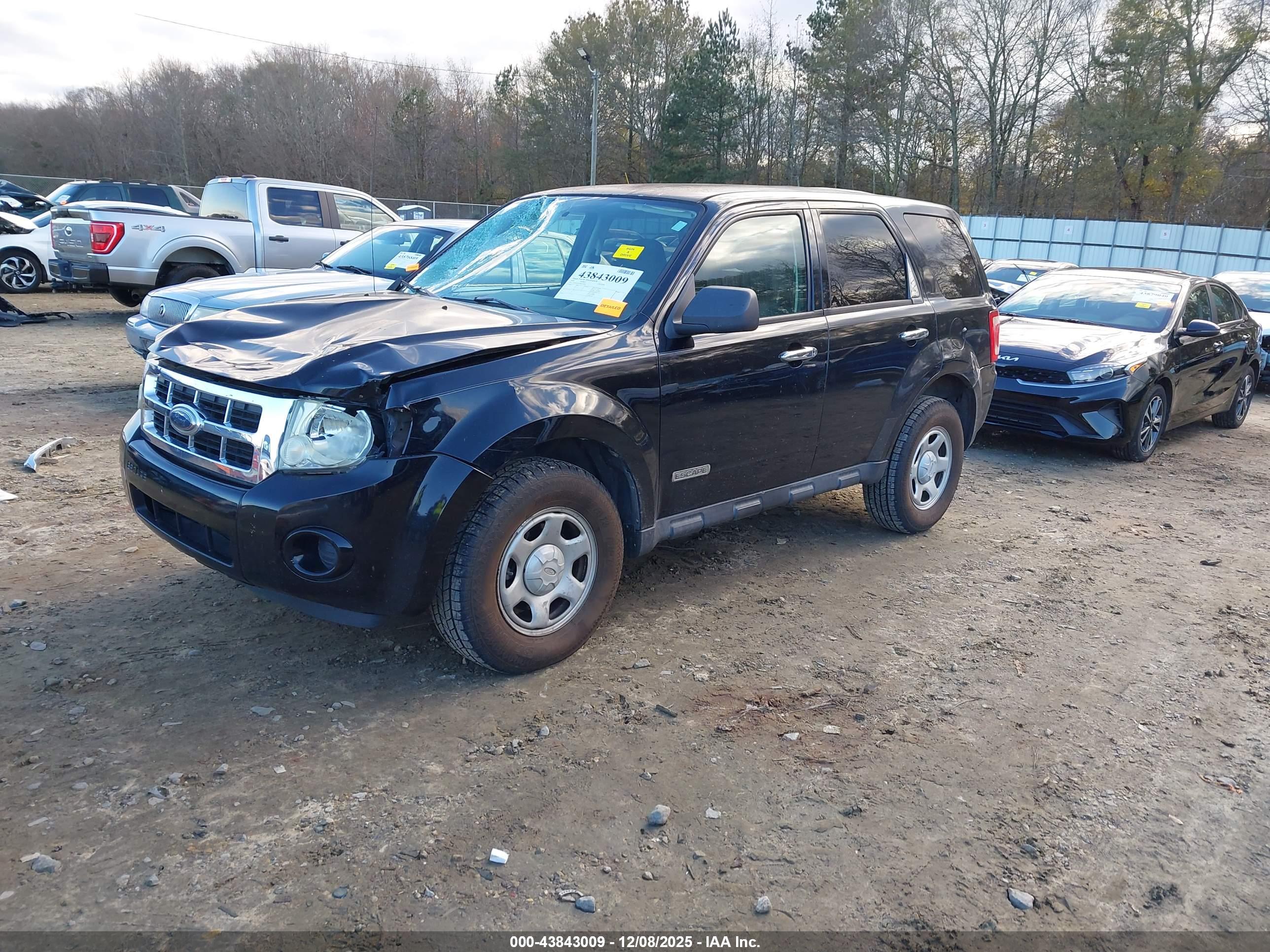 FORD ESCAPE image 2