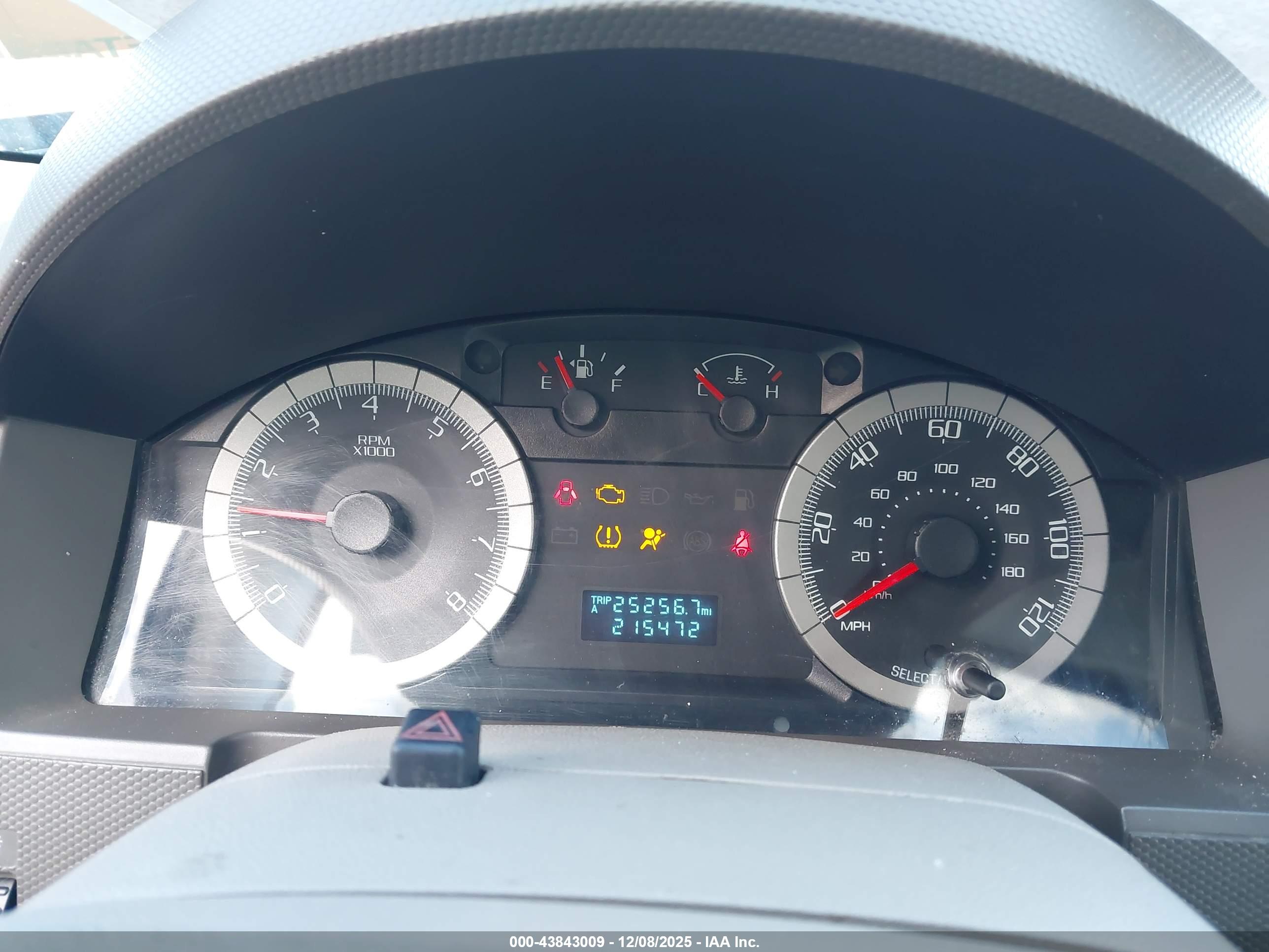 FORD ESCAPE image 7