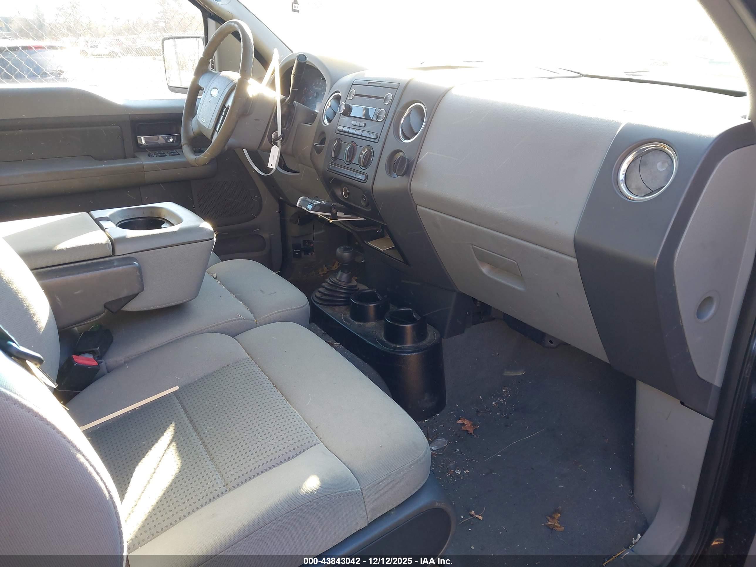 FORD F-150 image 5