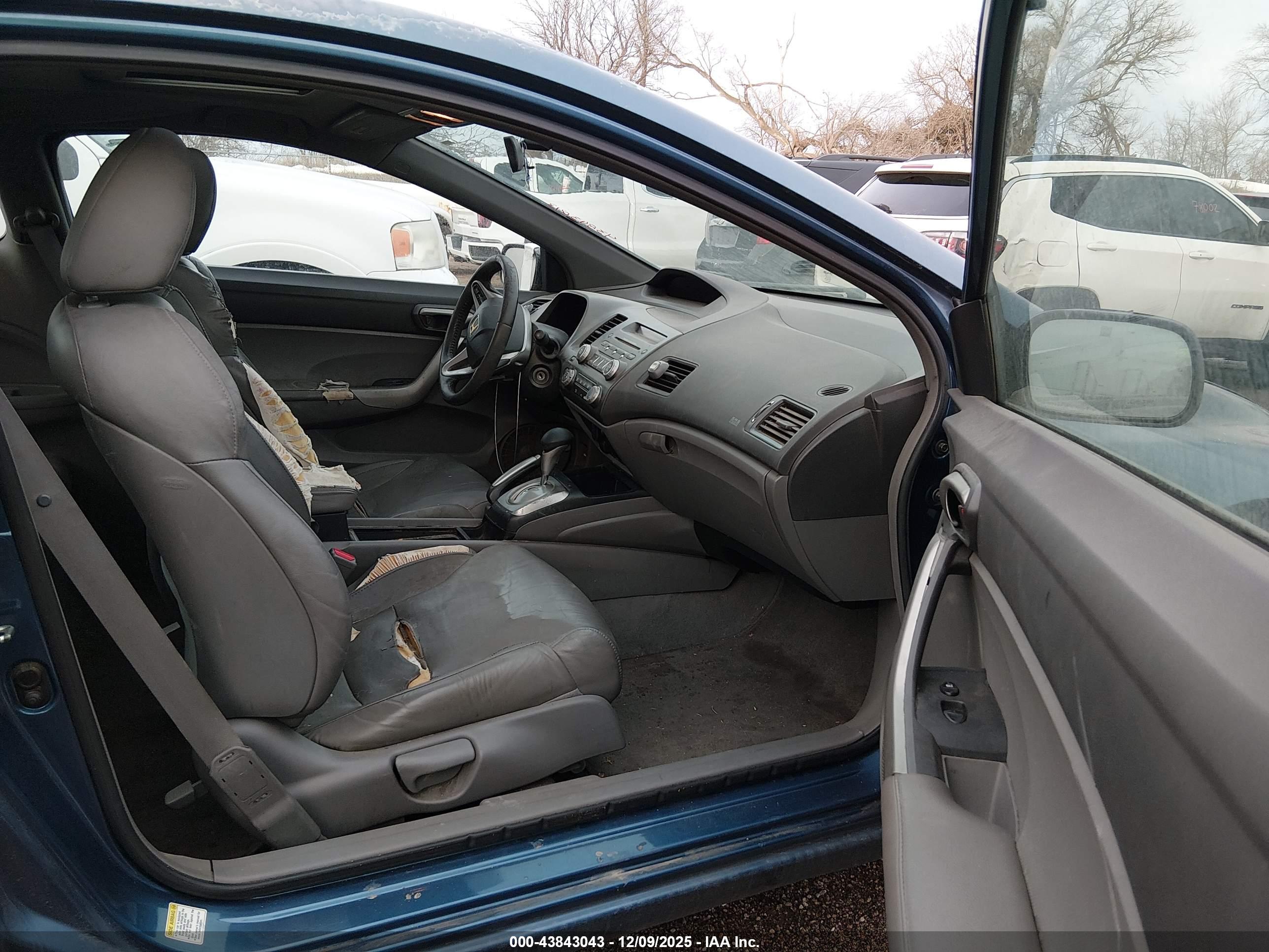 HONDA CIVIC image 5