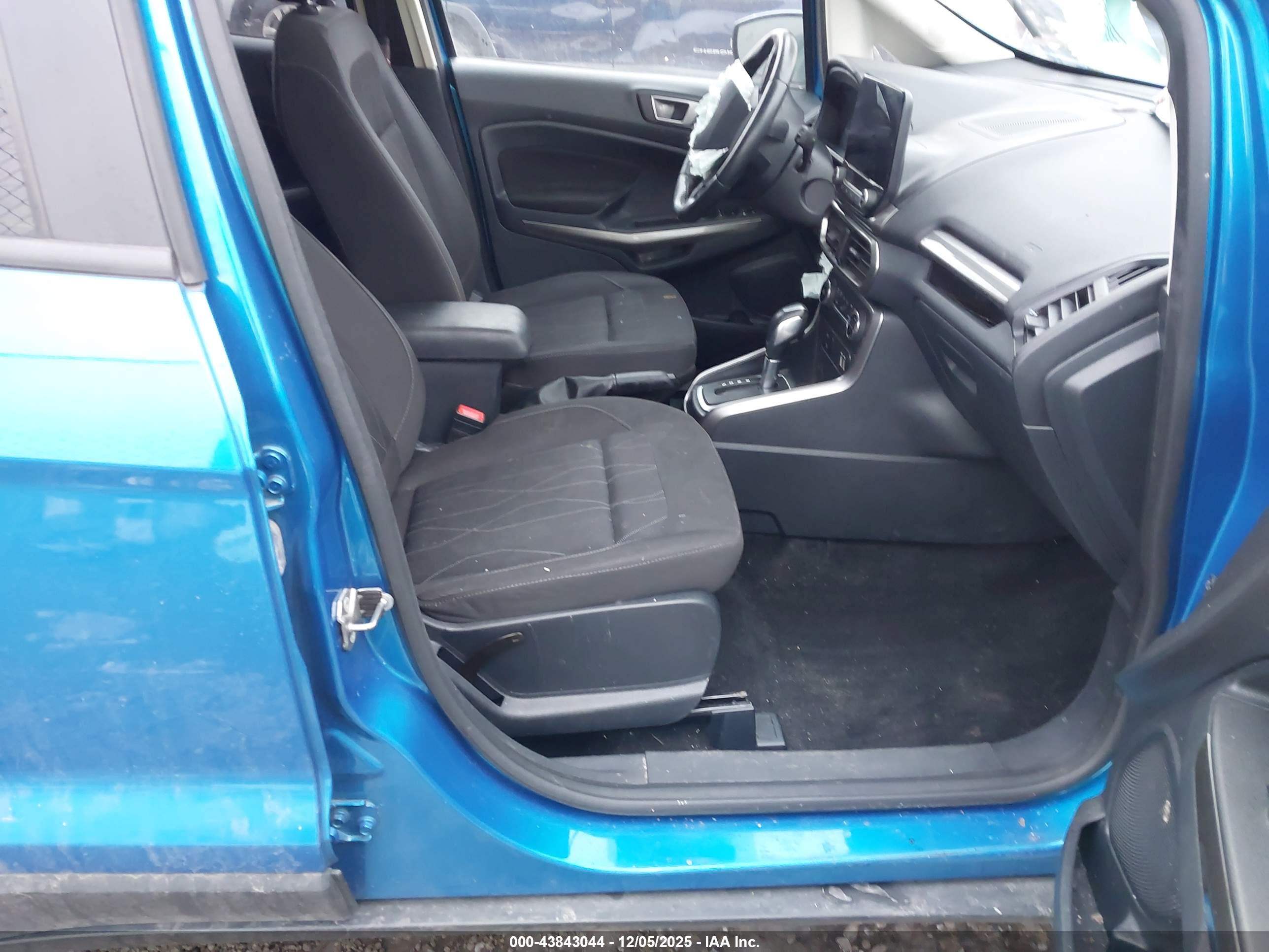 FORD ECOSPORT image 5