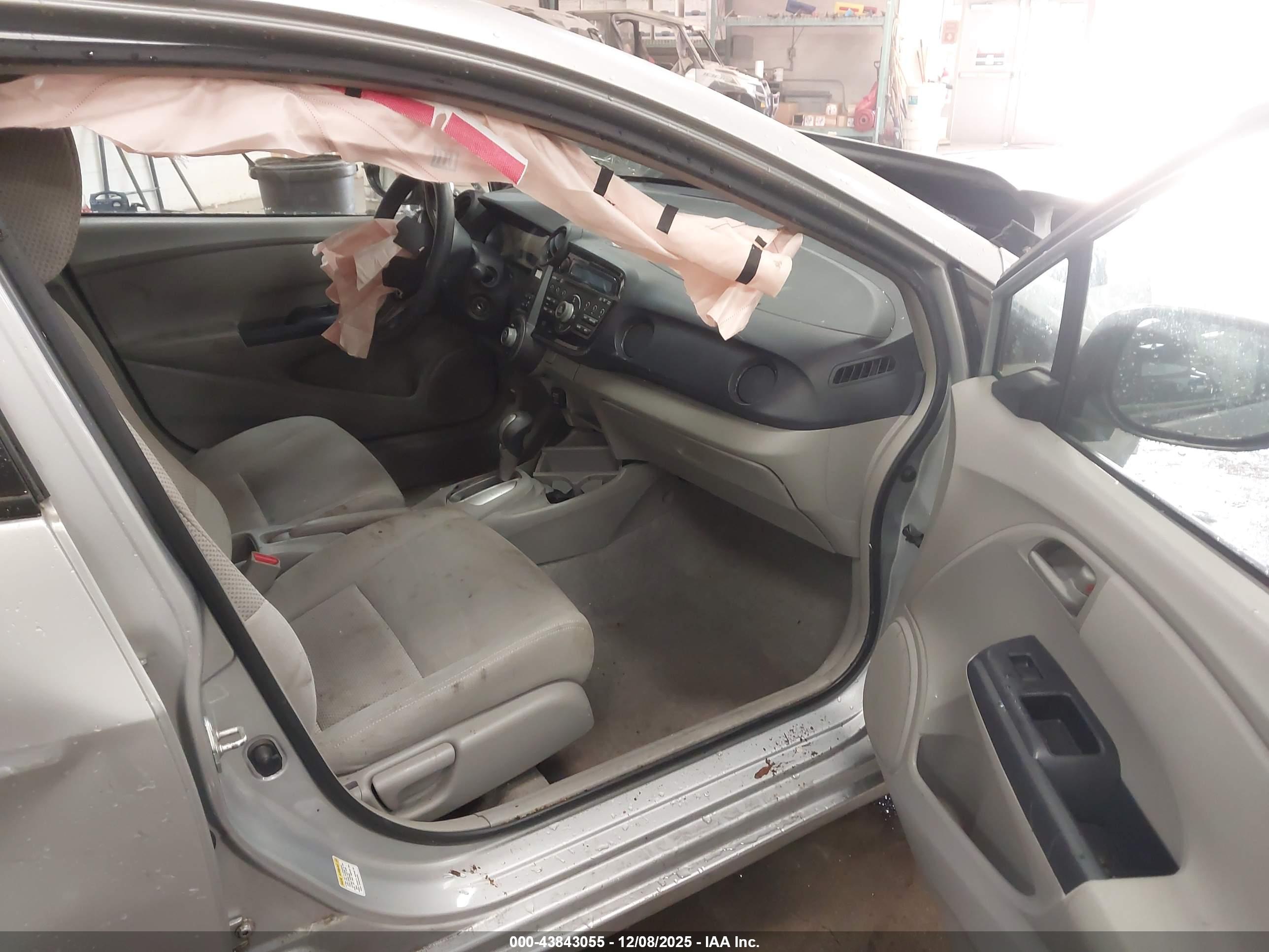 HONDA INSIGHT image 5