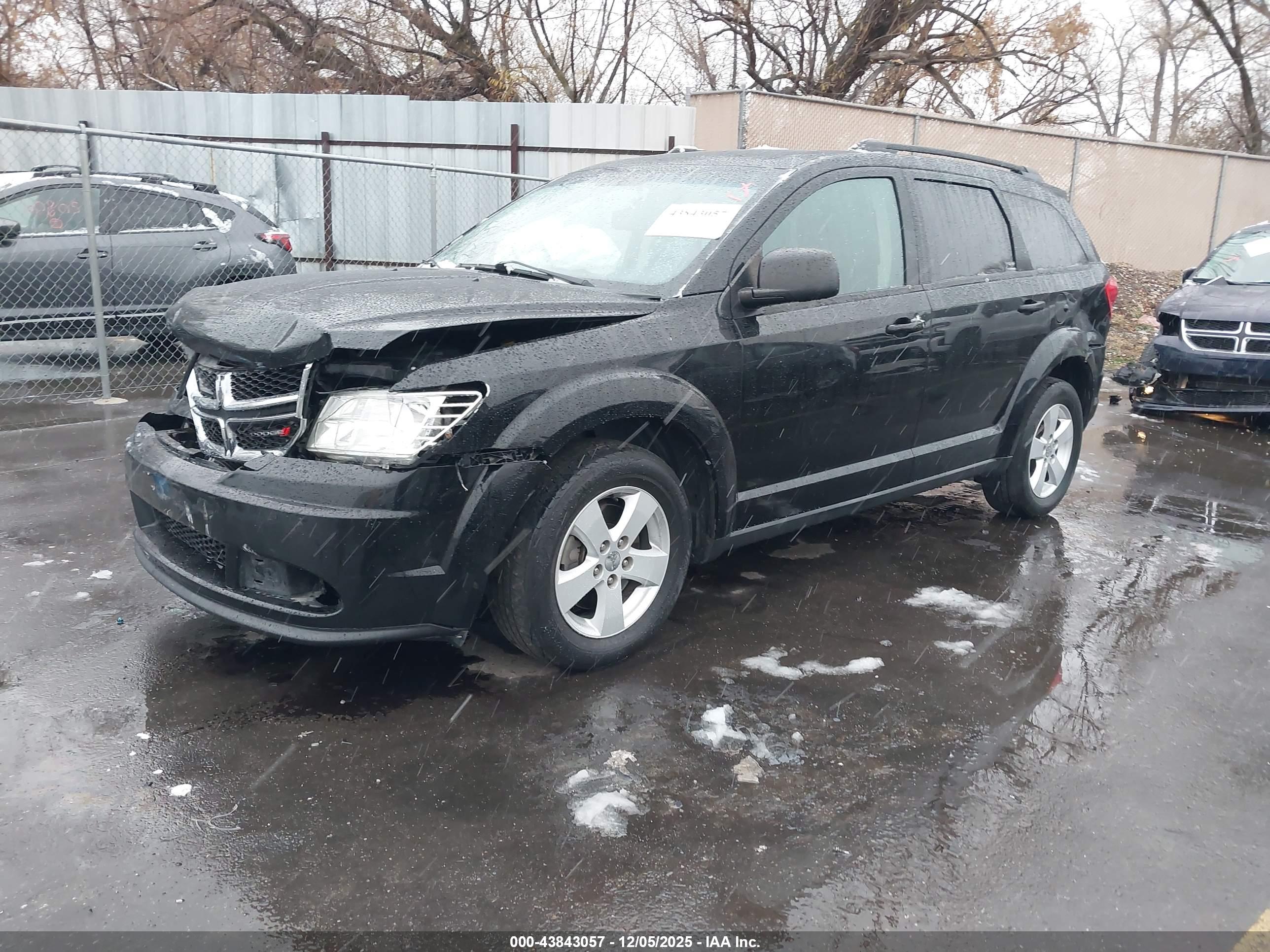 DODGE JOURNEY image 2