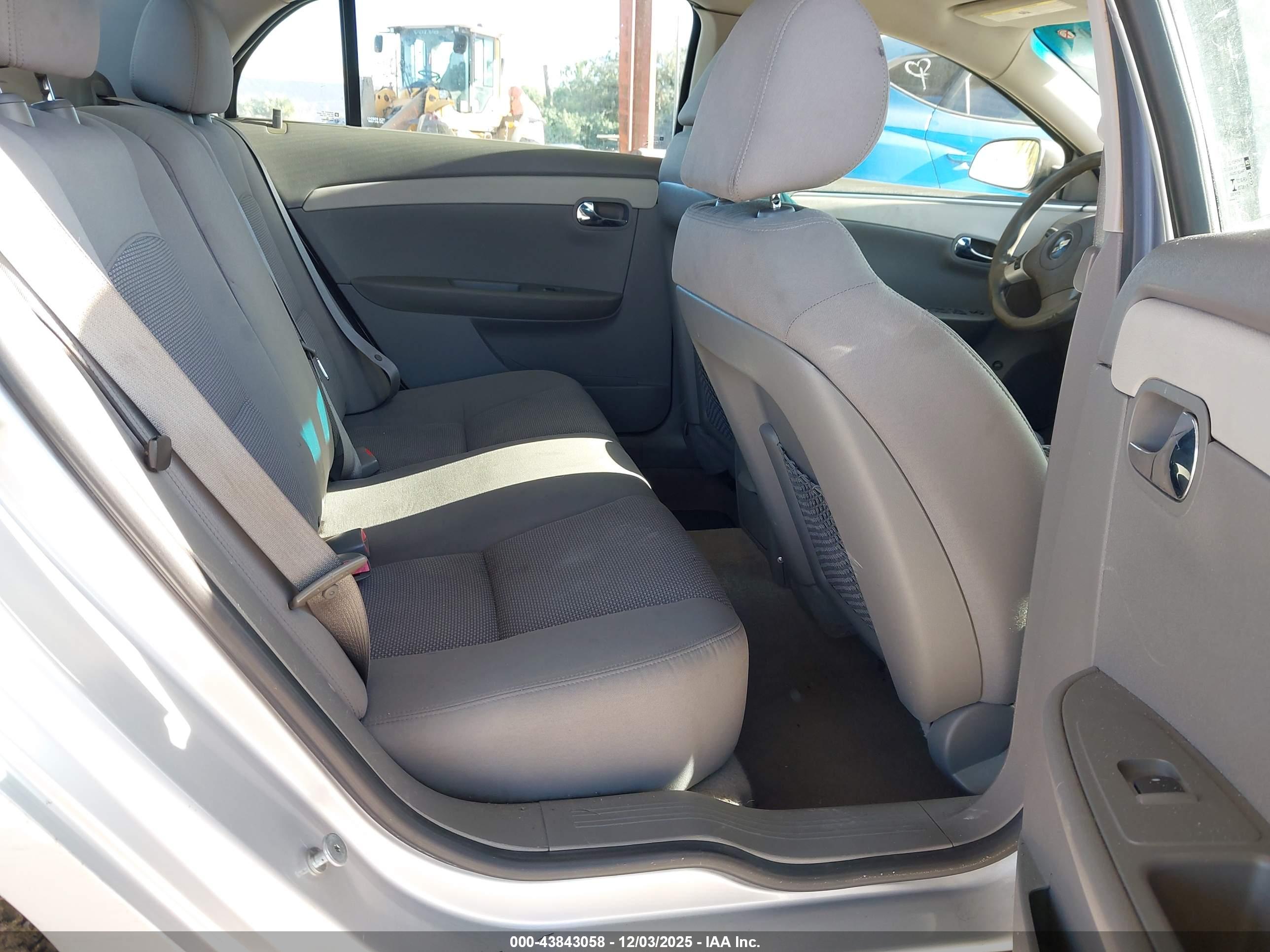 CHEVROLET MALIBU image 8