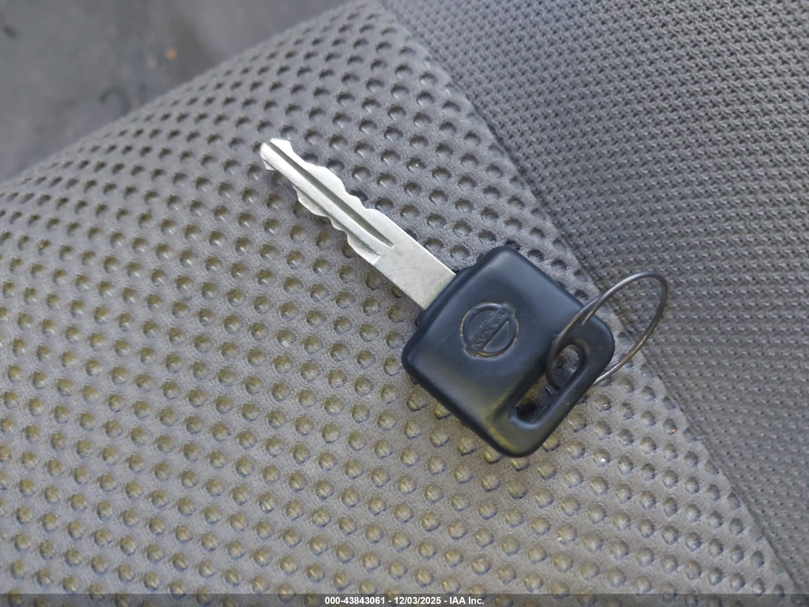 NISSAN FRONTIER image 11