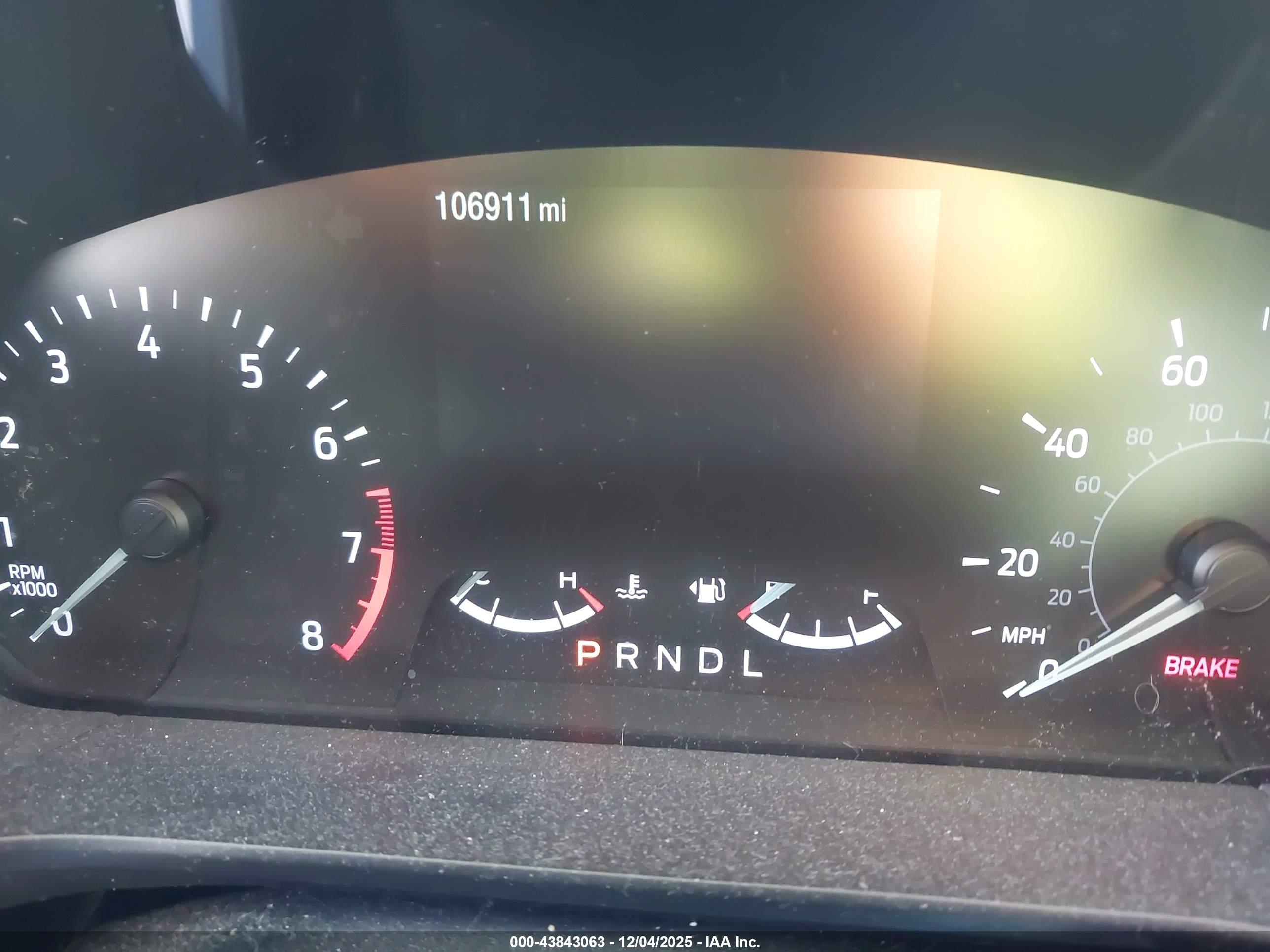 FORD ESCAPE image 7