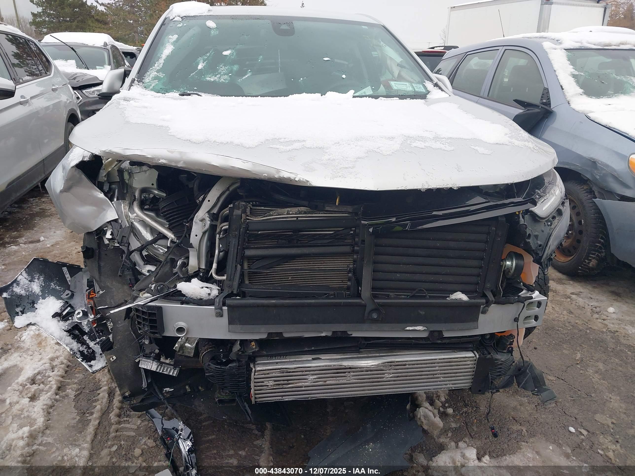CHEVROLET EQUINOX image 6
