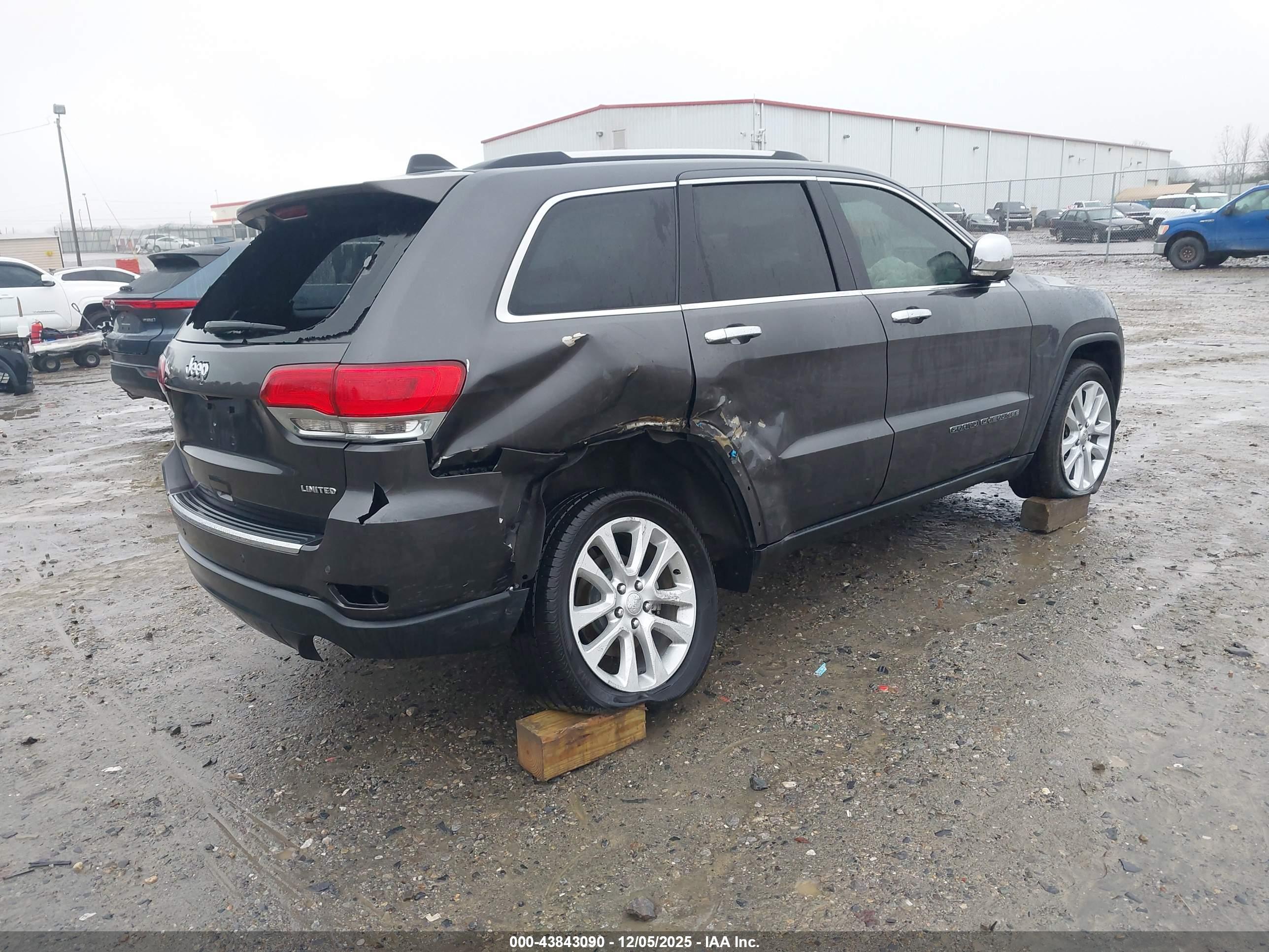 JEEP GRAND image 4