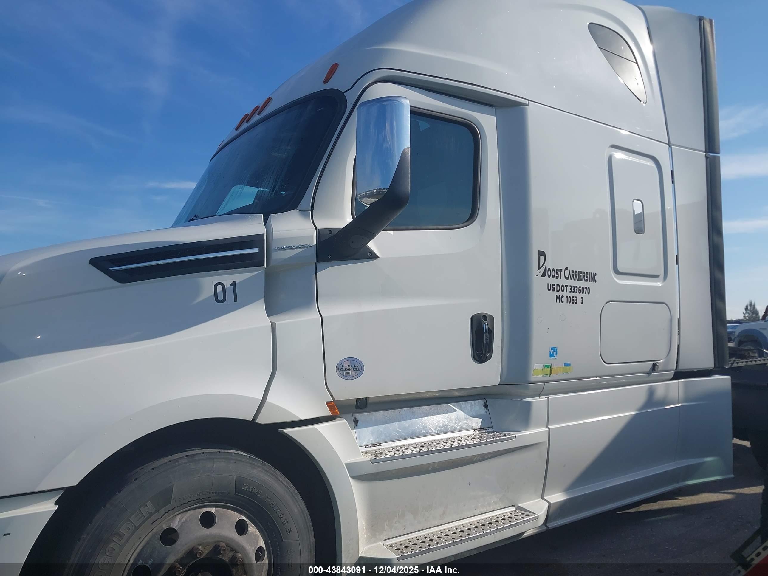 FREIGHTLINER NEW image 2