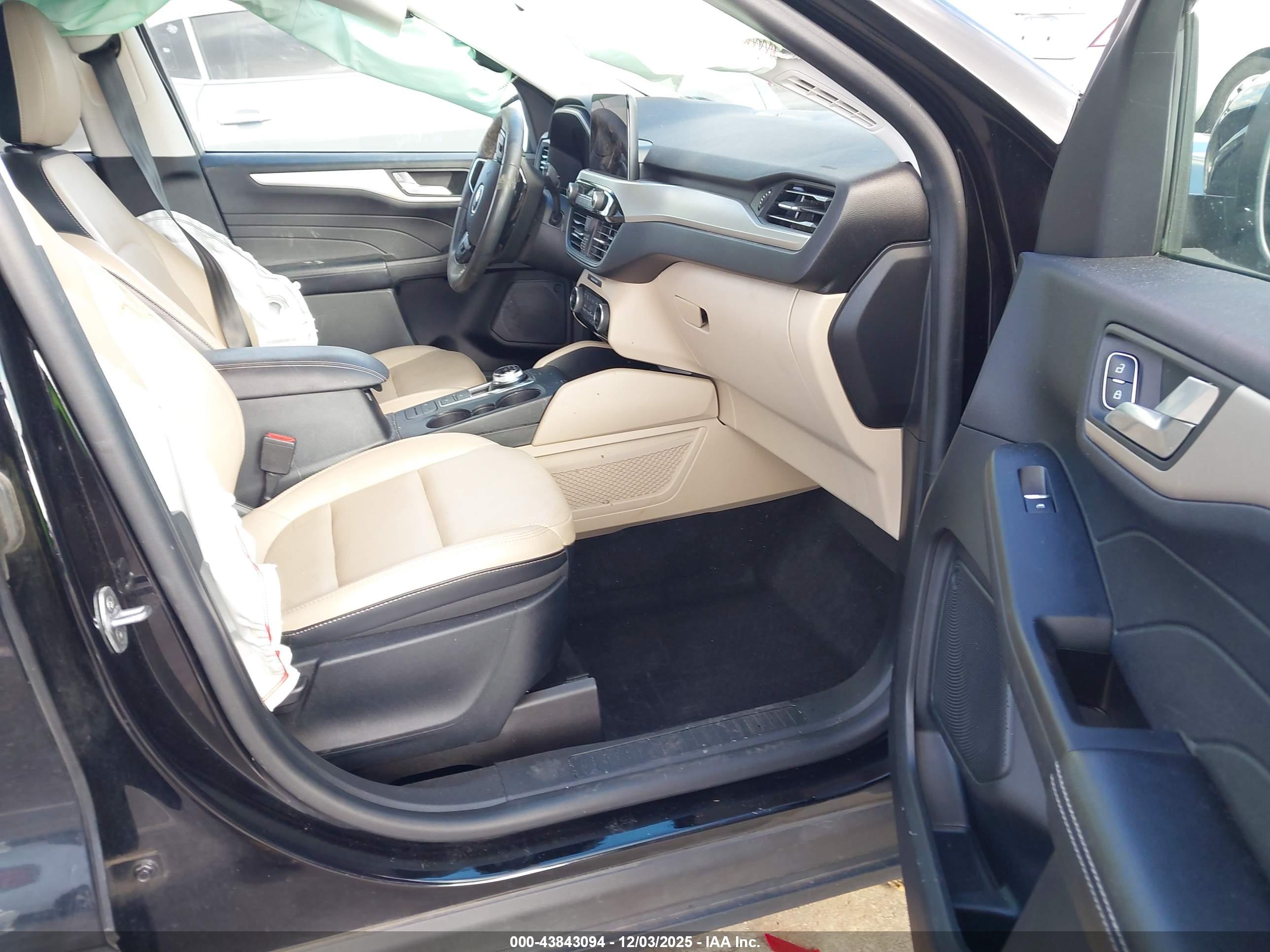 FORD ESCAPE image 5