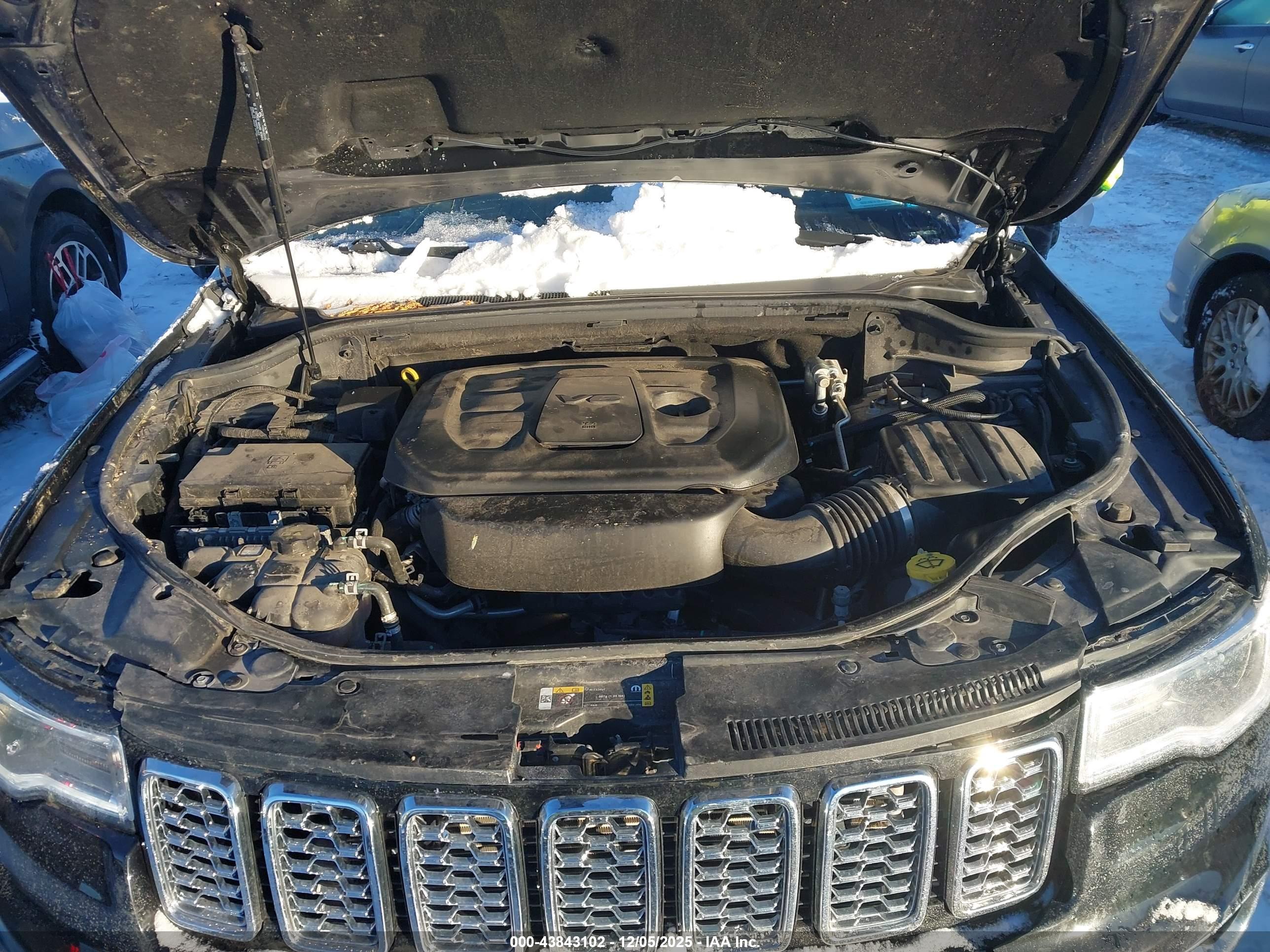 JEEP GRAND image 10