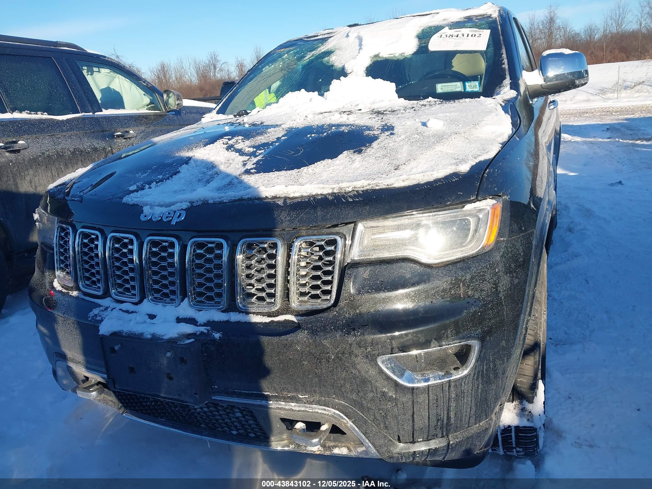 JEEP GRAND image 6