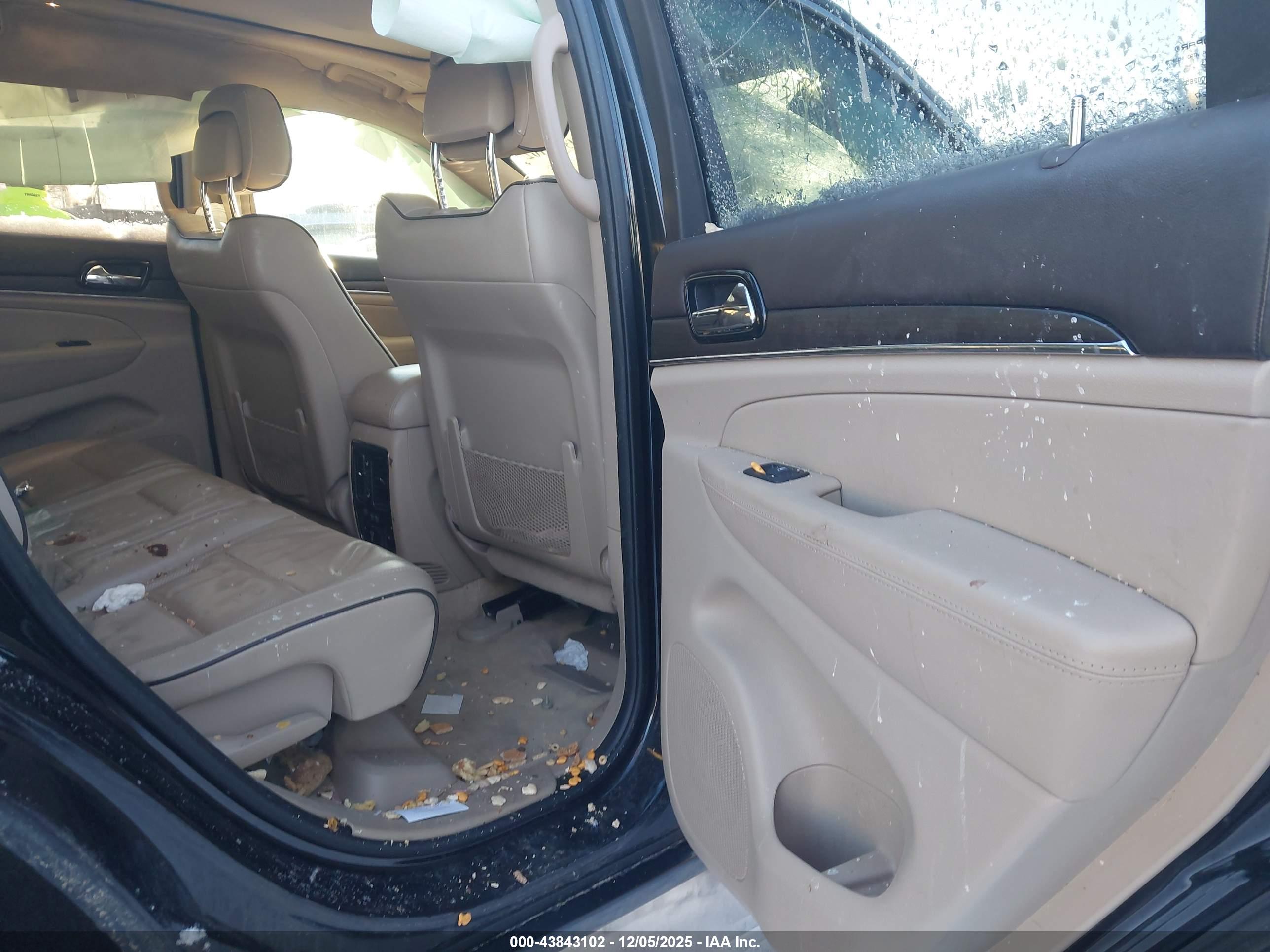 JEEP GRAND image 8