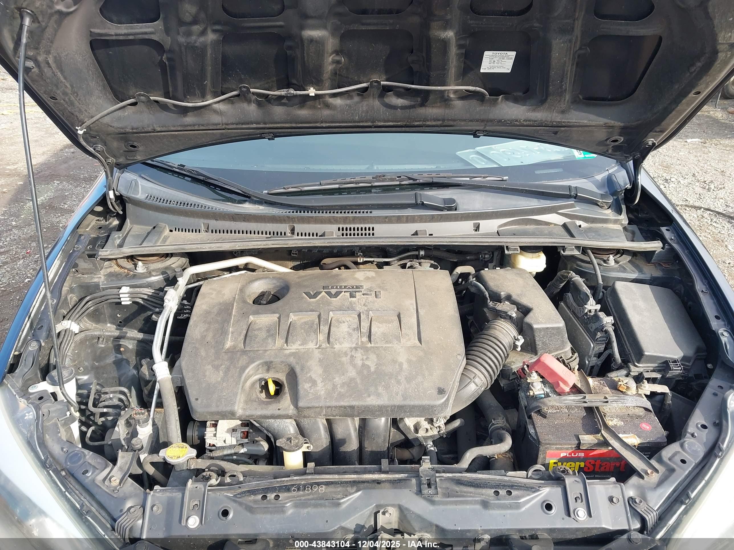 TOYOTA COROLLA image 10