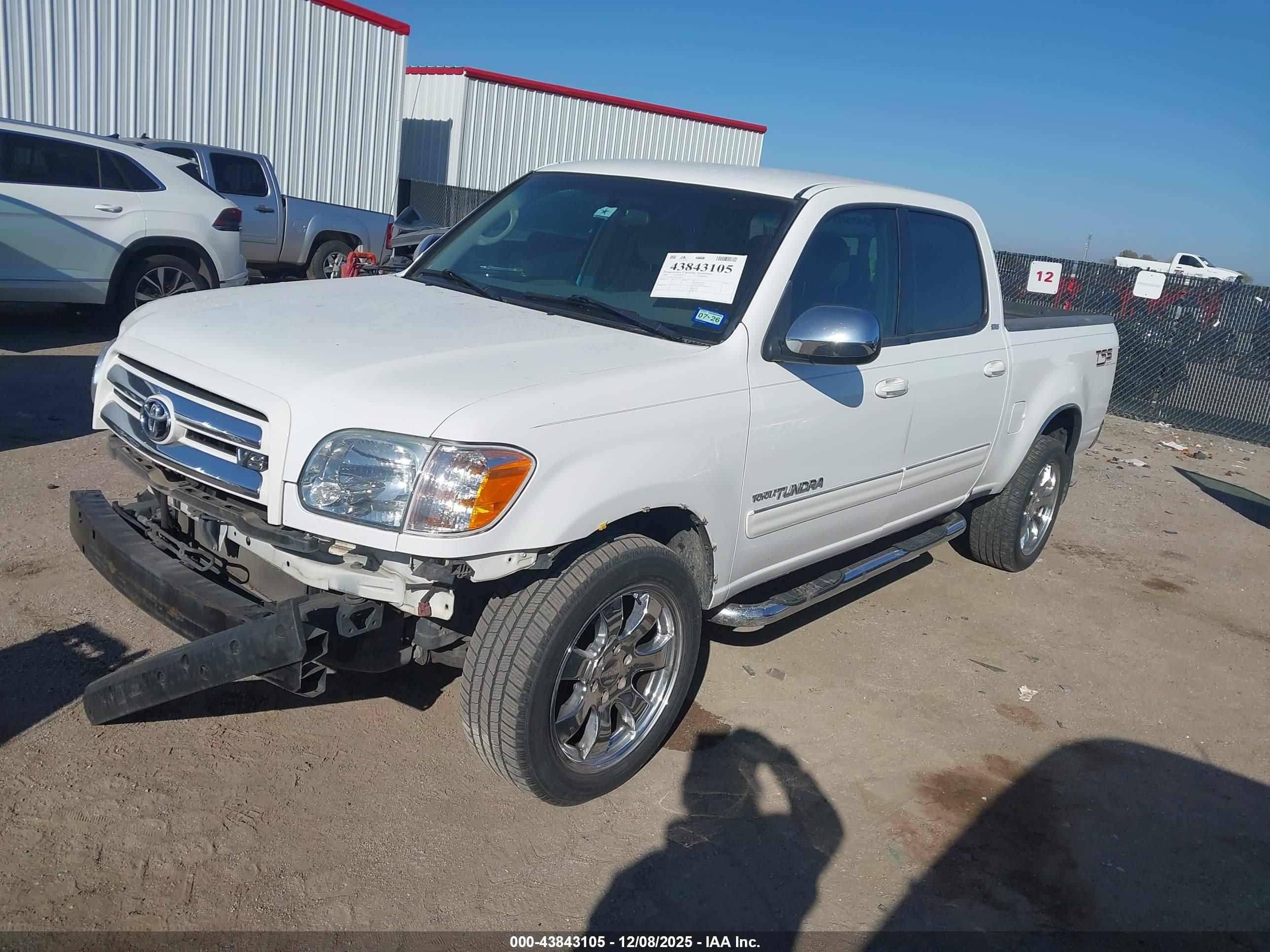 TOYOTA TUNDRA image 2