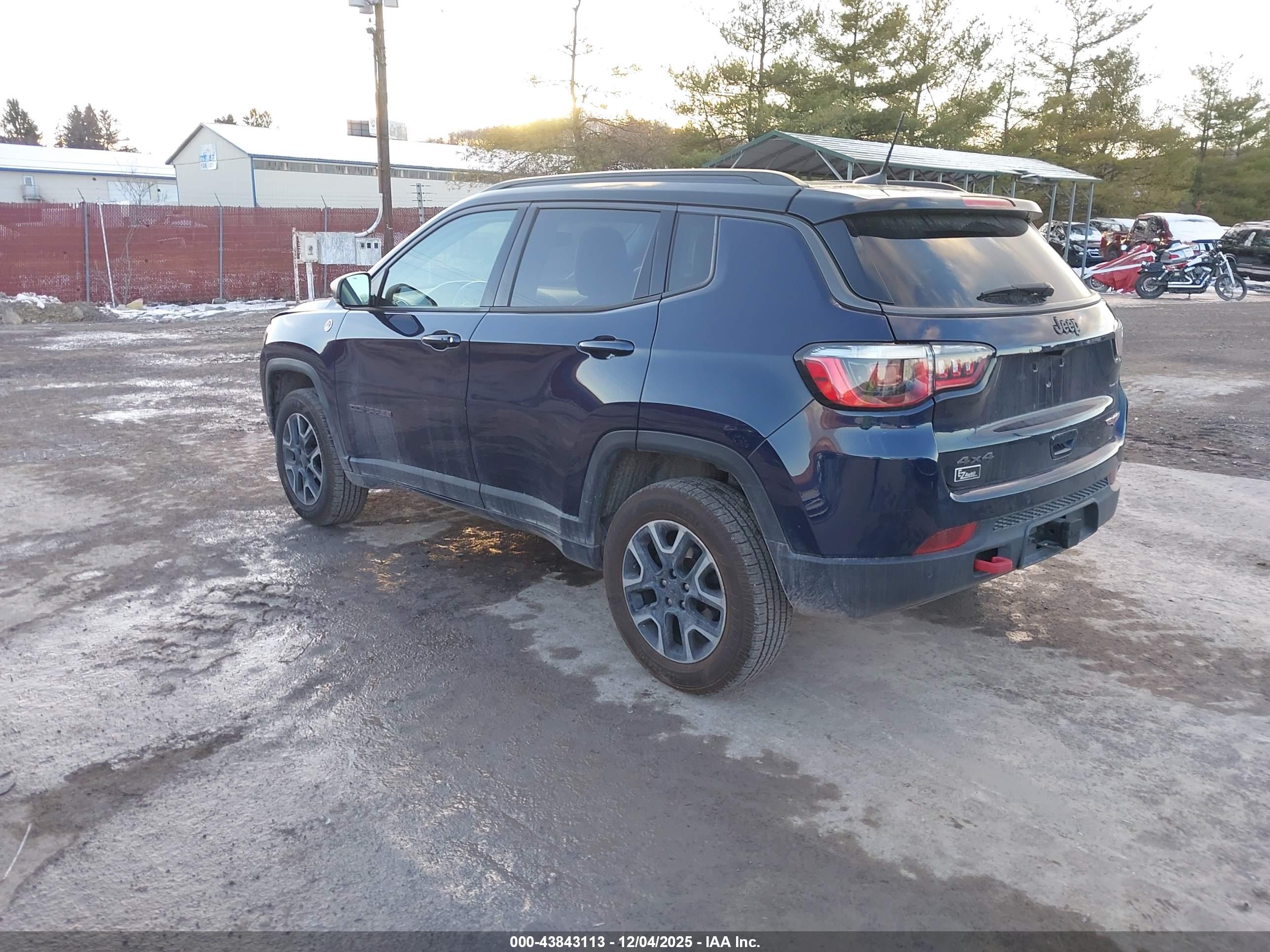 JEEP COMPASS image 3