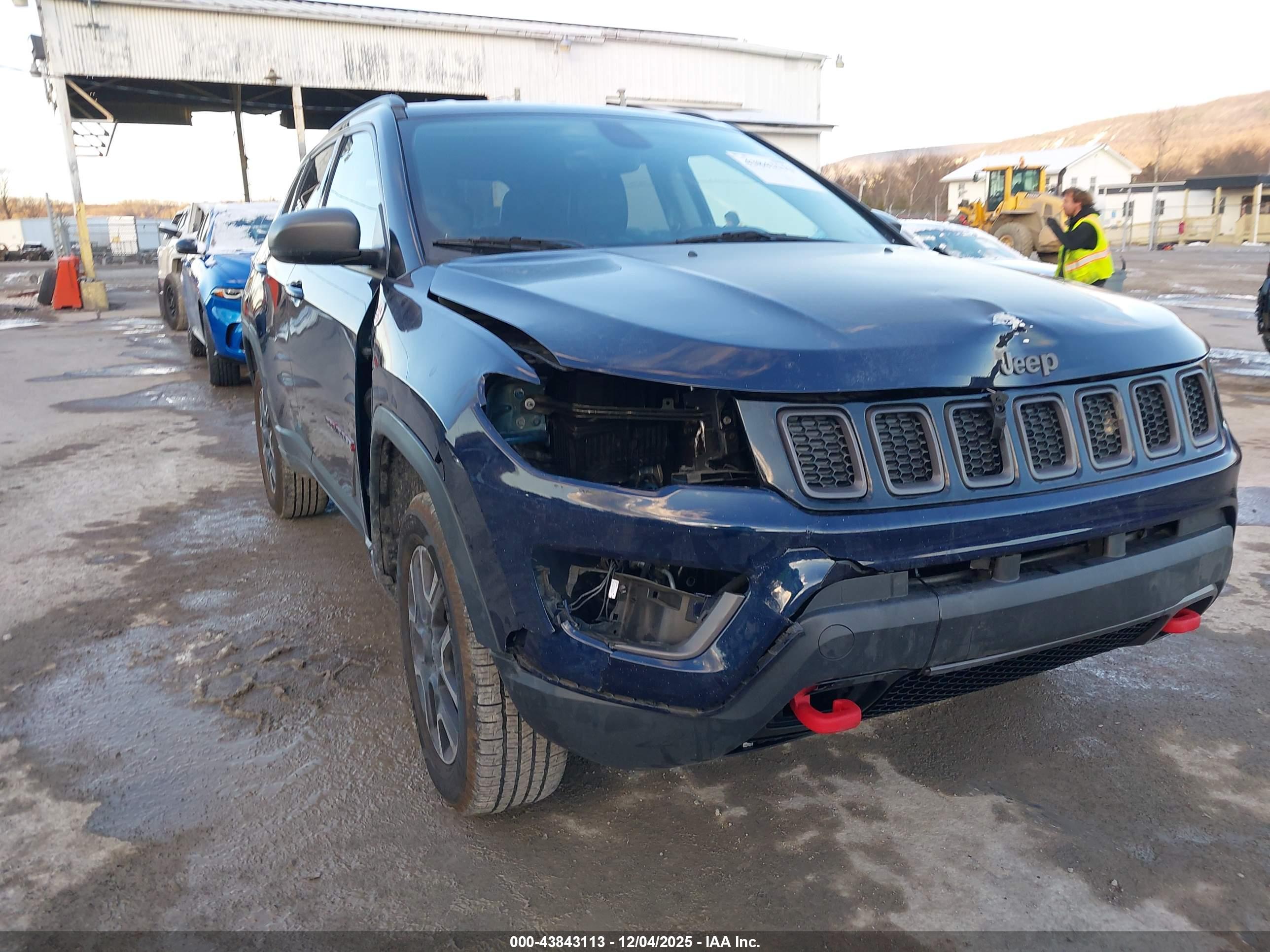 JEEP COMPASS image 6